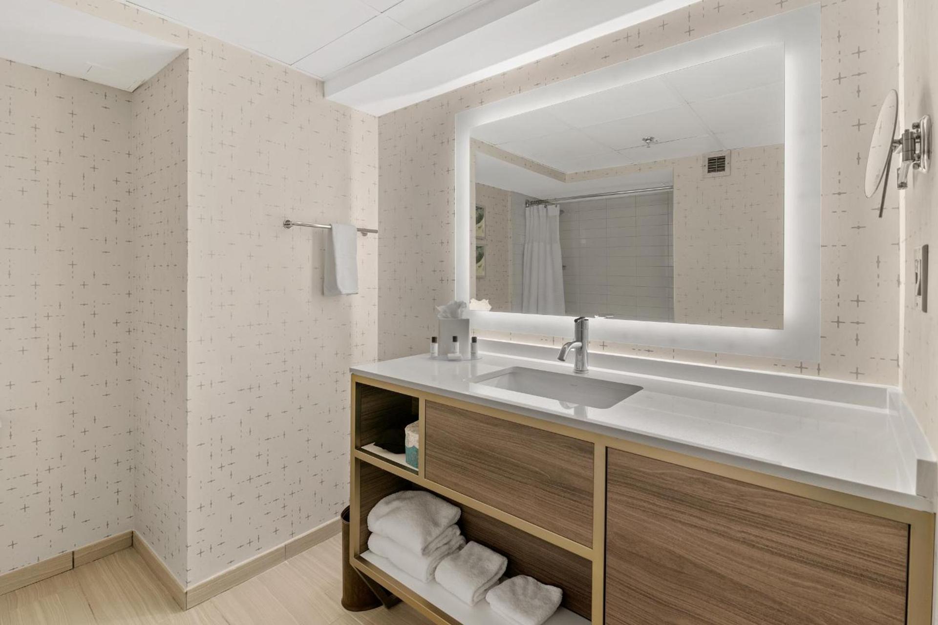 Crowne Plaza Houston Med Ctr-Galleria Area by IHG photo 14