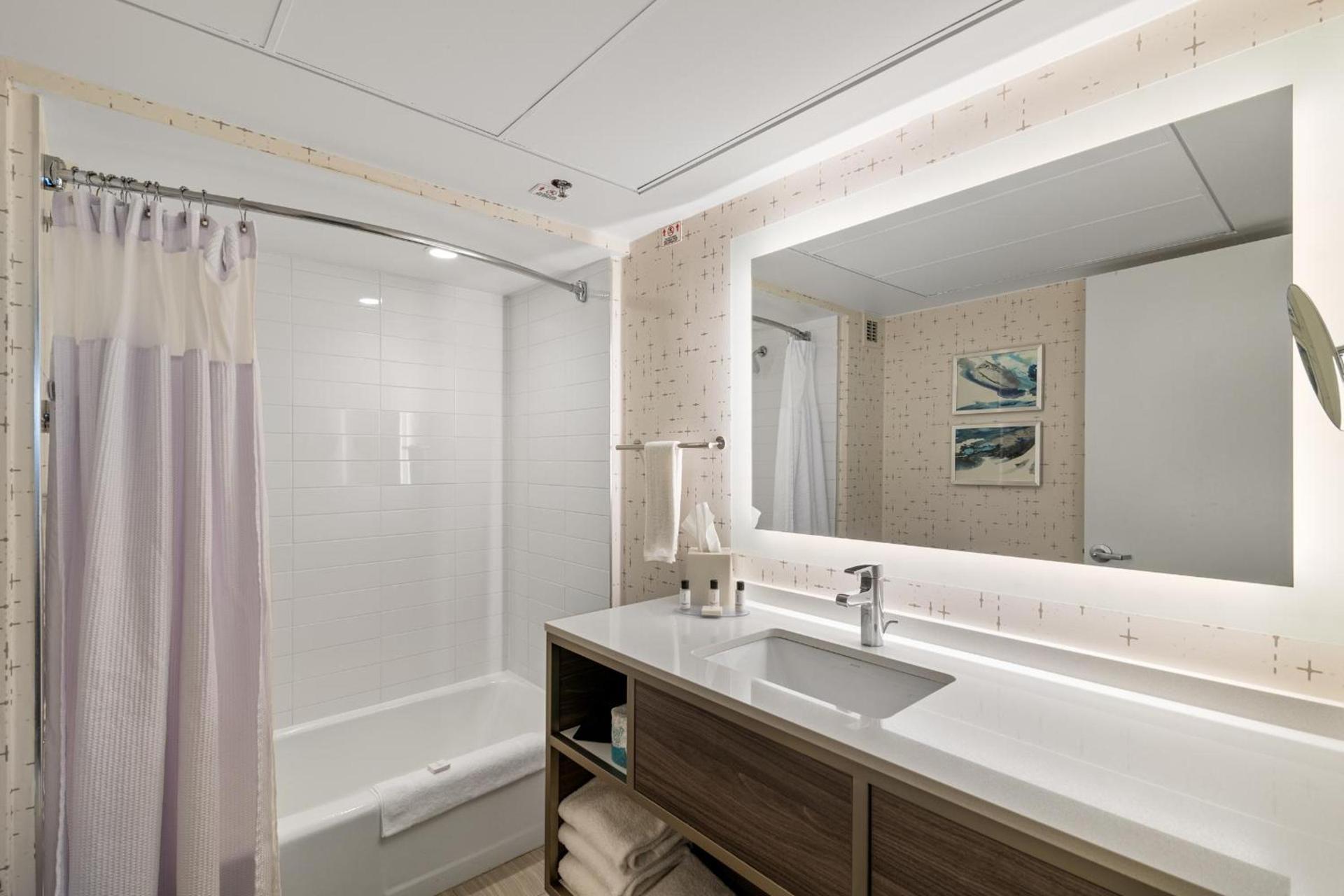 Crowne Plaza Houston Med Ctr-Galleria Area by IHG photo 44