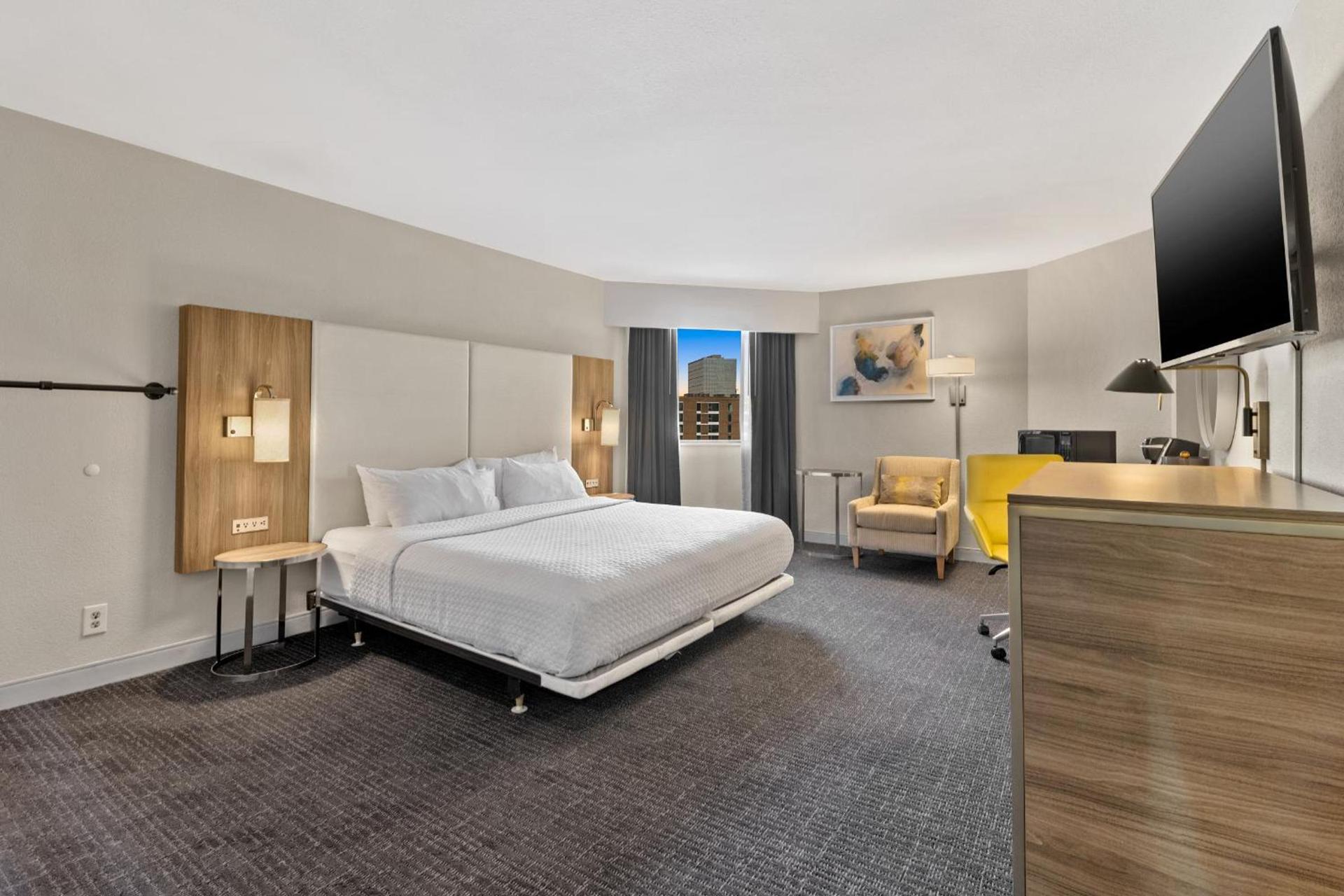 Crowne Plaza Houston Med Ctr-Galleria Area by IHG photo 45
