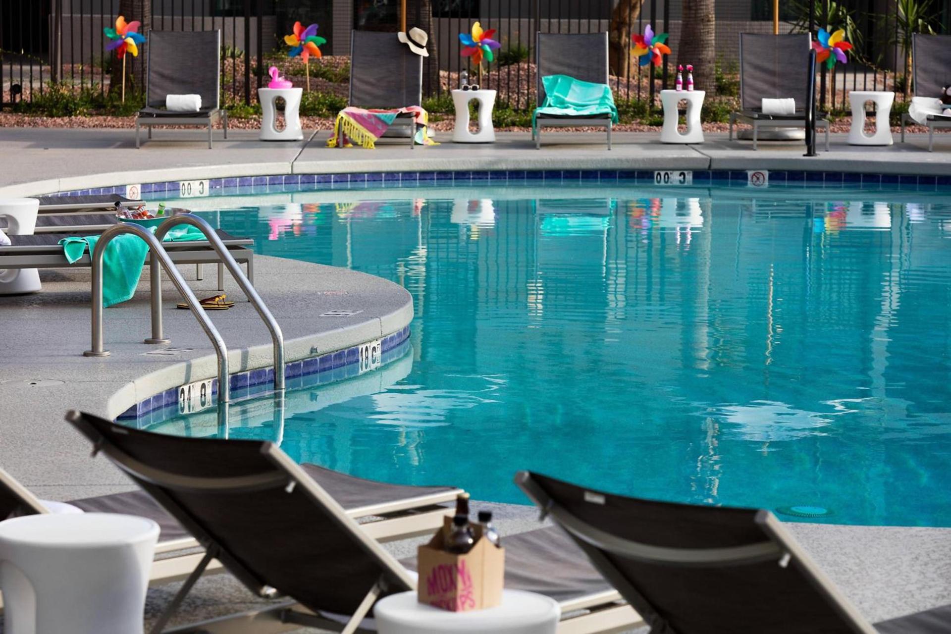 MOXY Phoenix Tempe/ASU Area photo 33