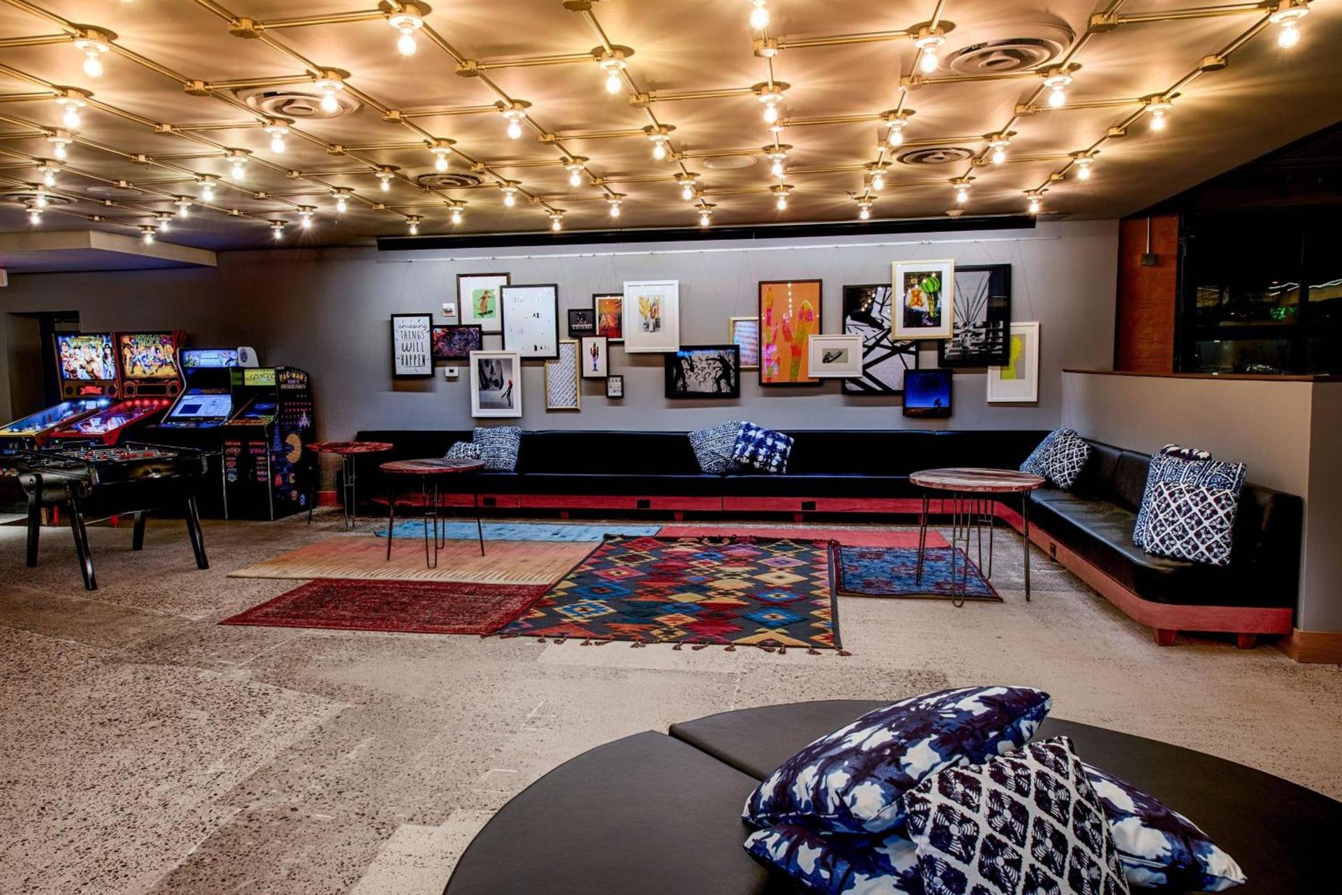 MOXY Phoenix Tempe/ASU Area photo 41