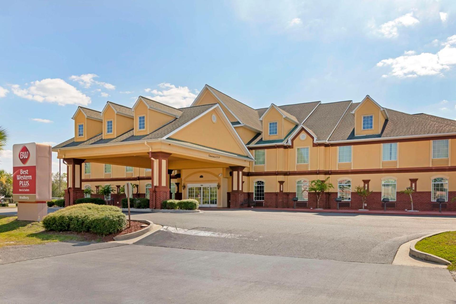 Best Western Plus Bradbury Inn and Suites photo 9