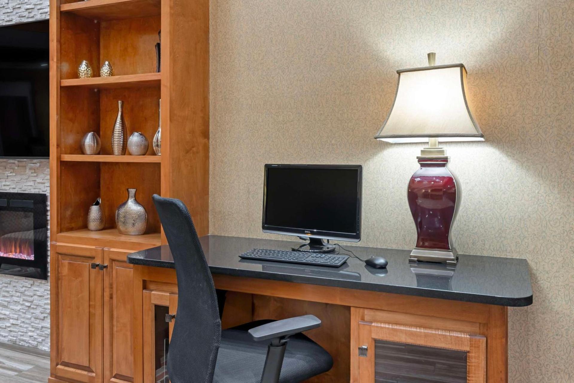Best Western Plus Bradbury Inn and Suites photo 38