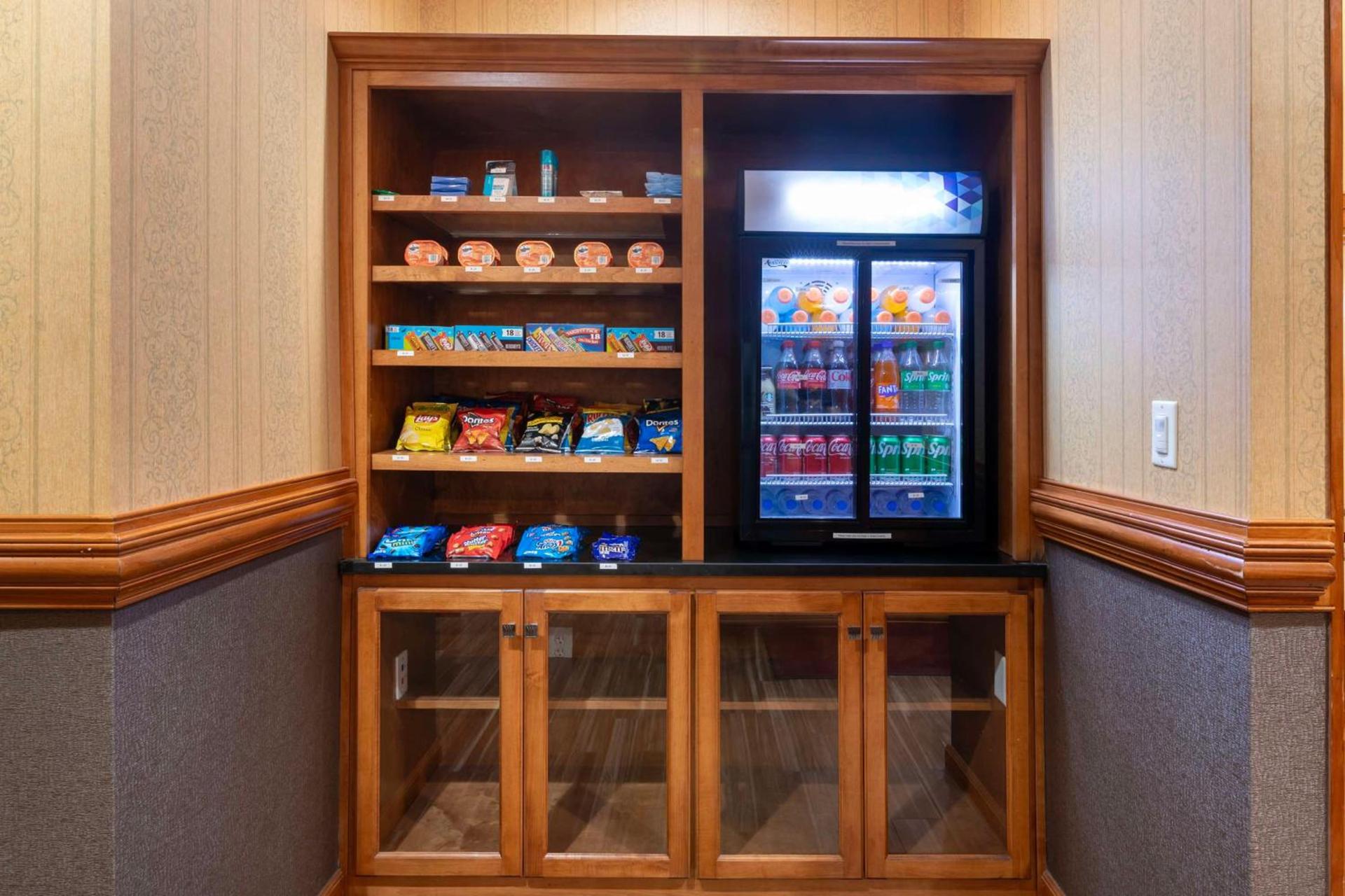 Best Western Plus Bradbury Inn and Suites photo 39