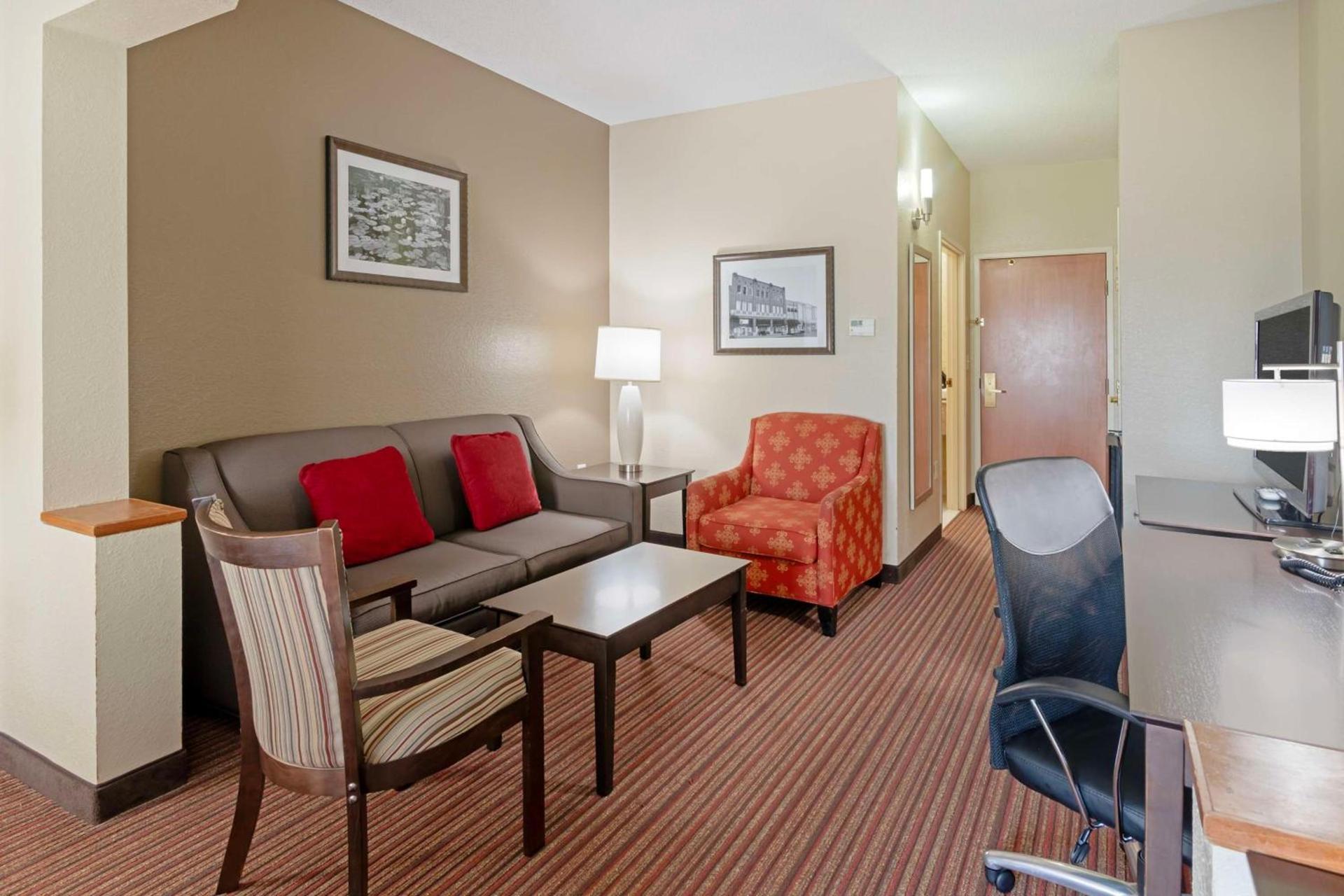 Best Western Plus Bradbury Inn and Suites photo 17