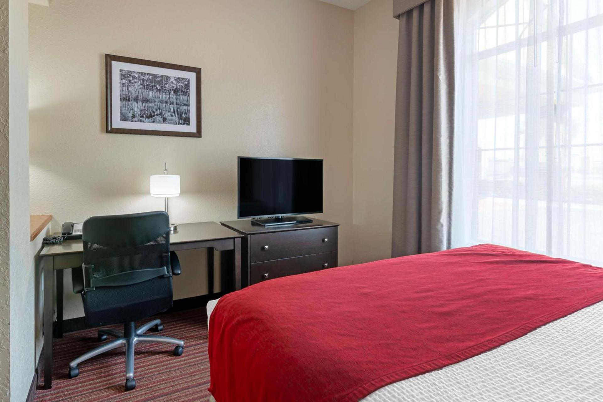 Best Western Plus Bradbury Inn and Suites photo 34