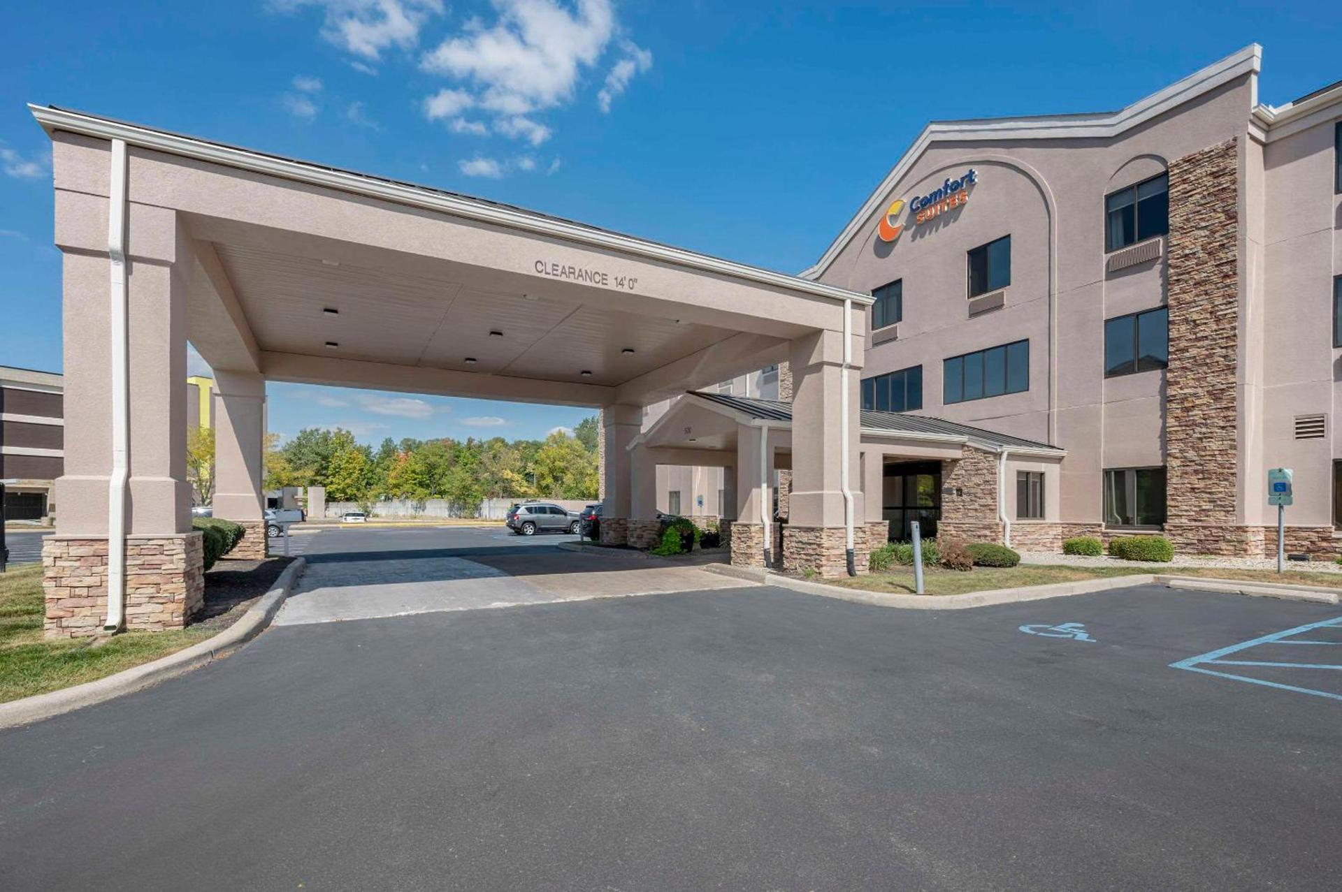 Comfort Suites West Indianapolis - Brownsburg photo 8