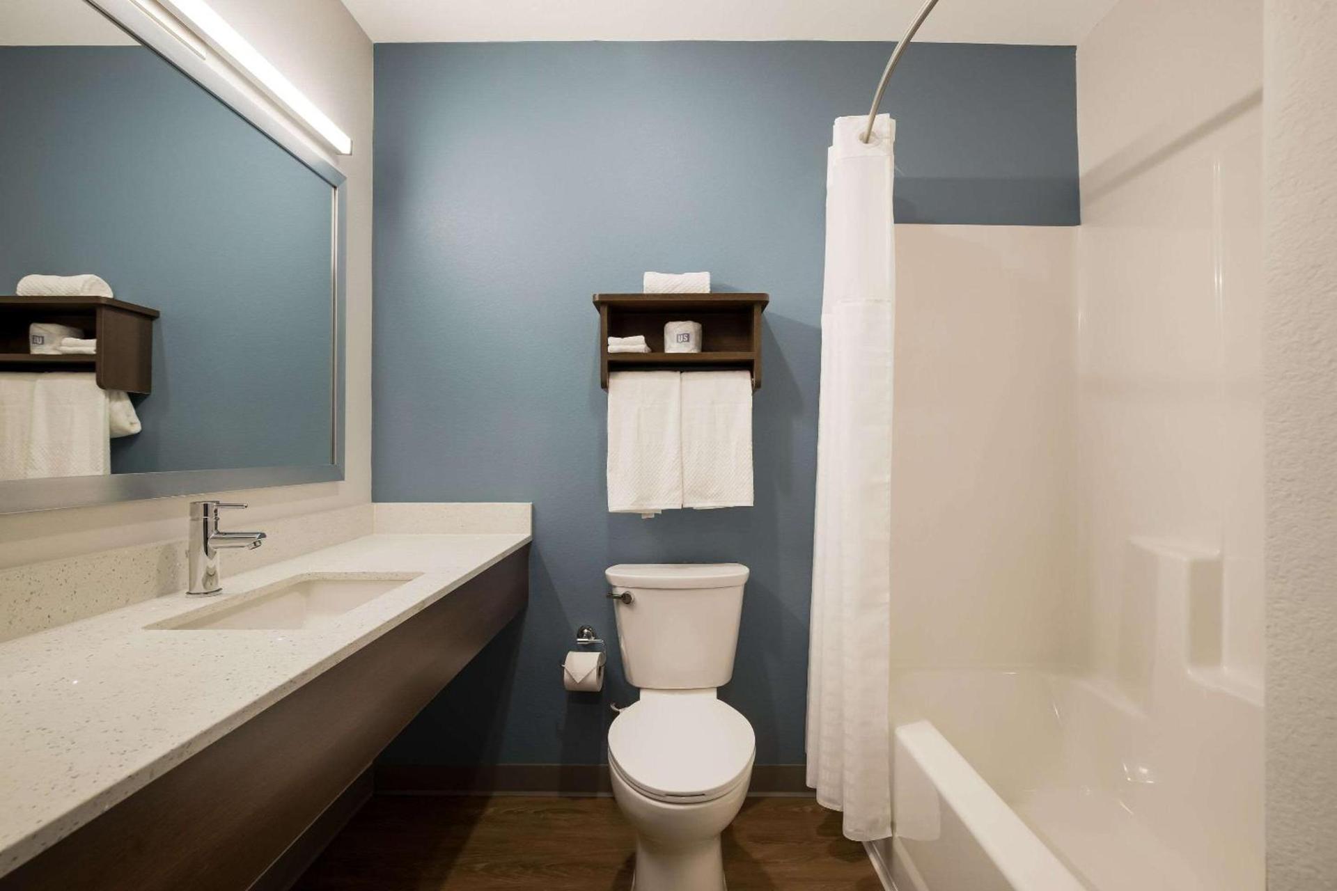 WoodSpring Suites Moreno Valley photo 18