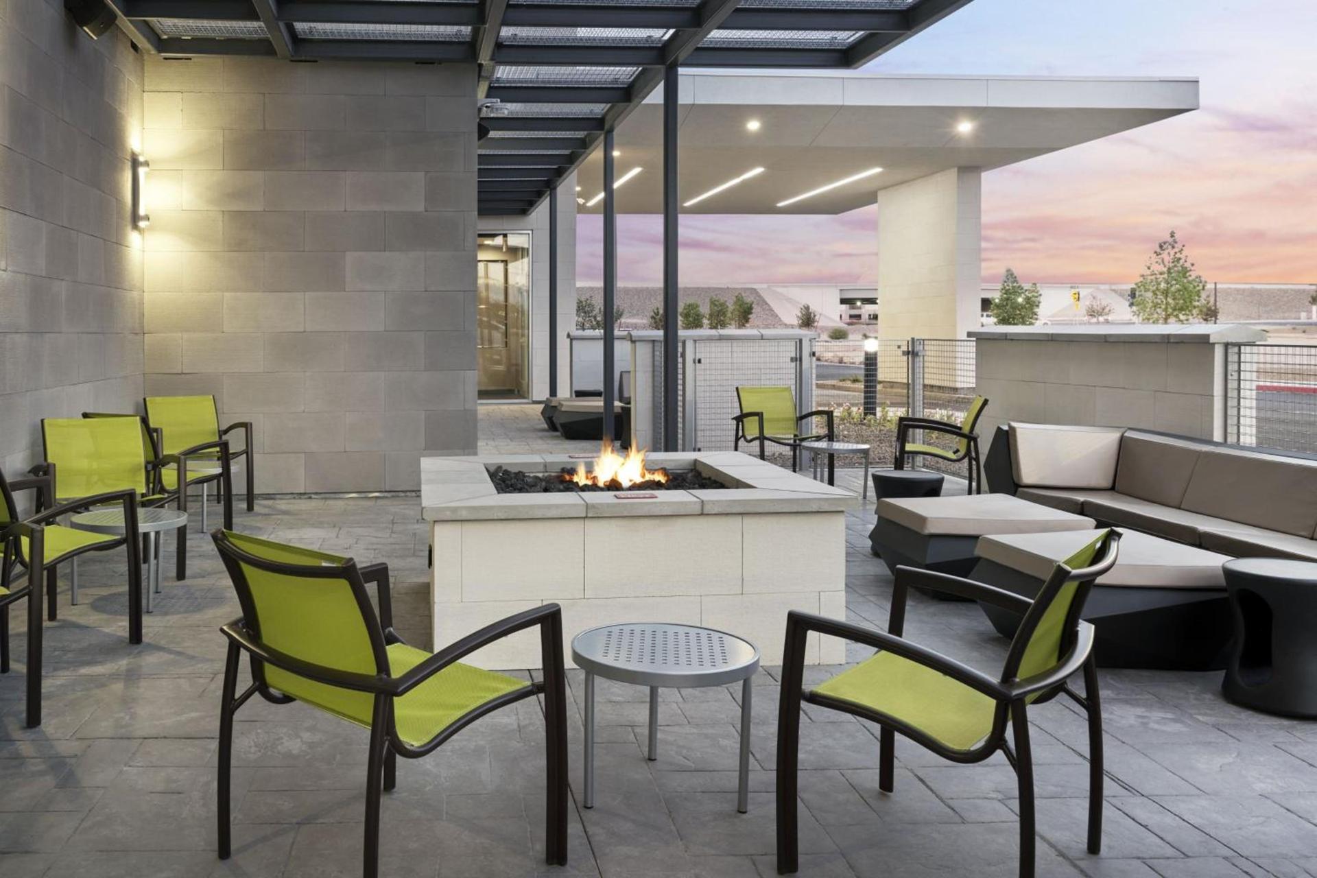 SpringHill Suites by Marriott Las Vegas Airport photo 24