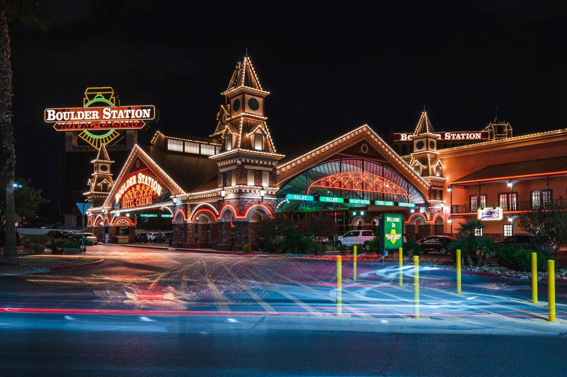 Boulder Station Hotel & Casino photo 27