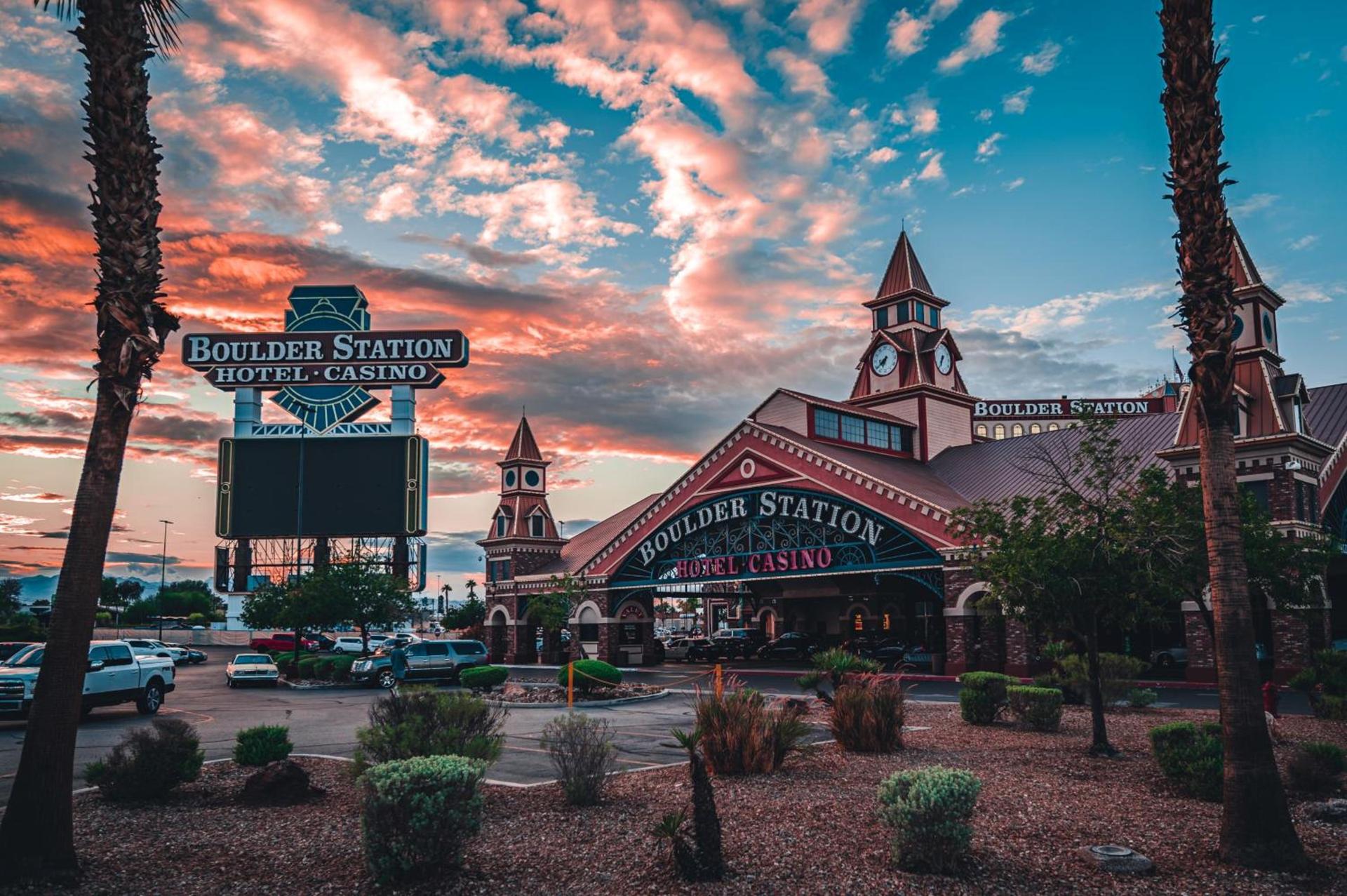 Boulder Station Hotel & Casino photo 39