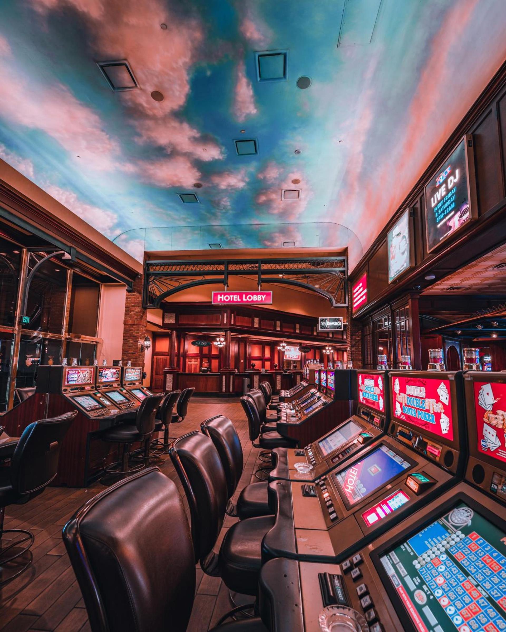 Boulder Station Hotel & Casino photo 77