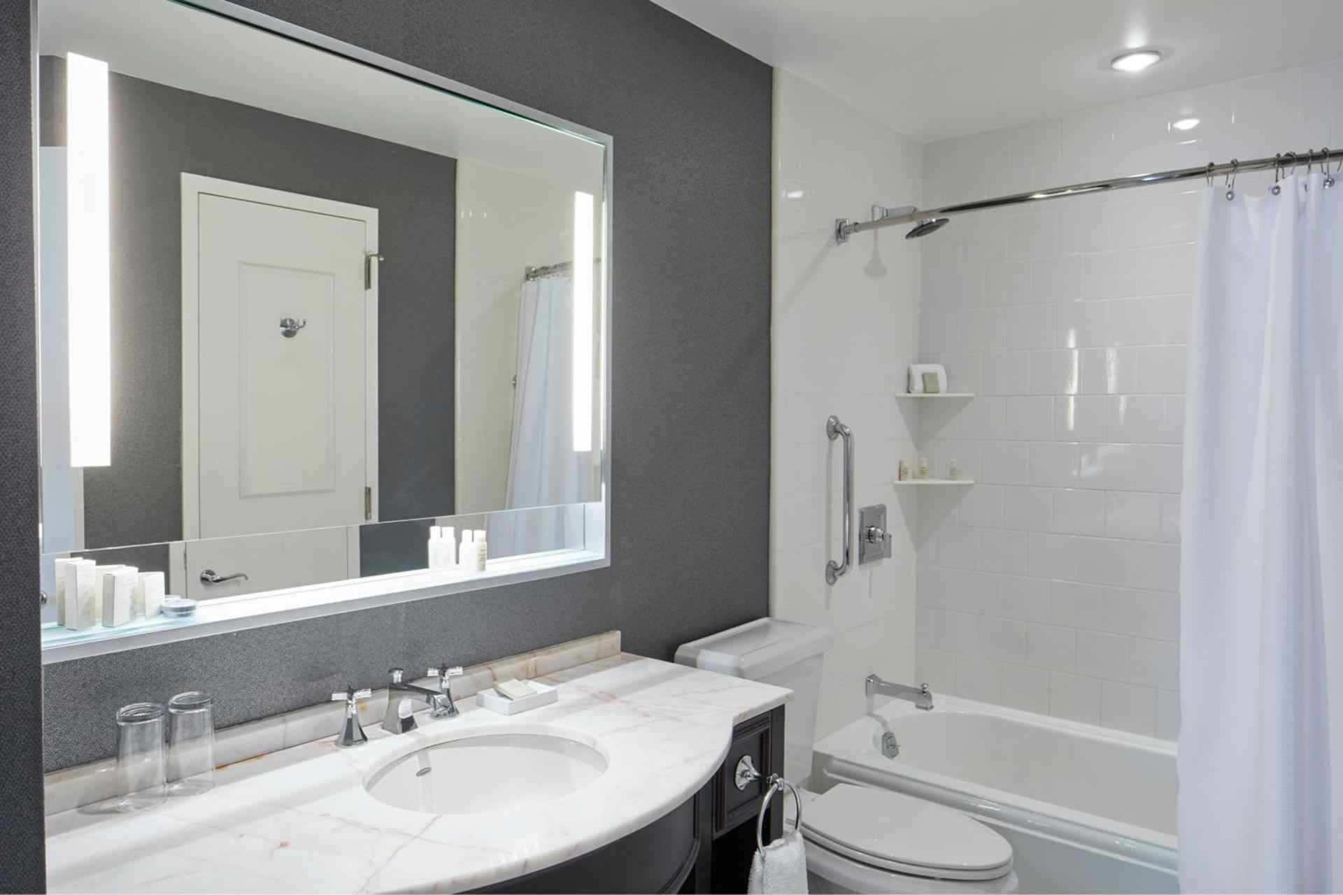 Renaissance Providence Downtown Hotel photo 10