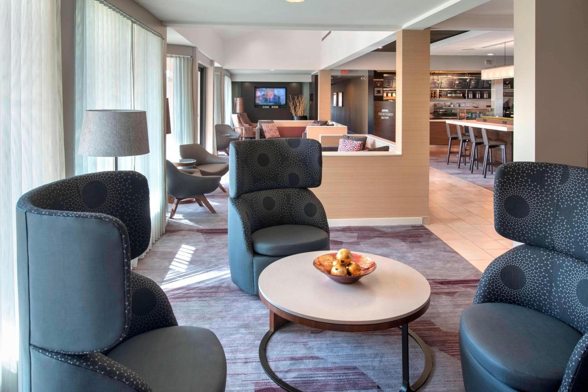 Courtyard by Marriott Mt. Laurel photo 3