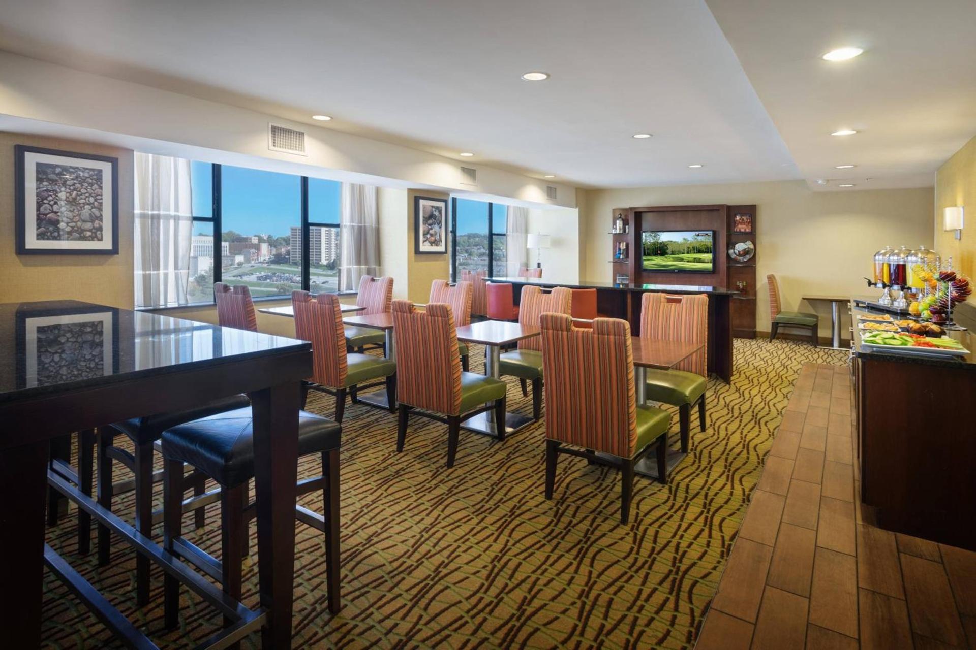 Pittsburgh Marriott City Center photo 65