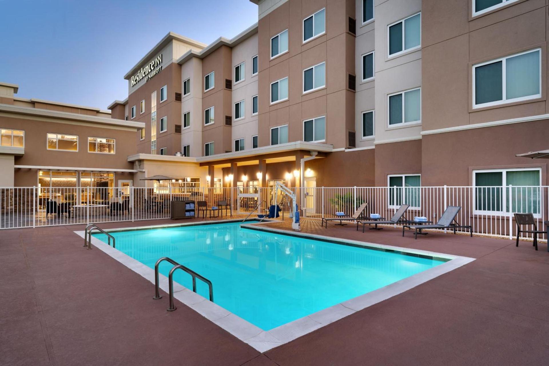 Residence Inn by Marriott Brunswick photo 52