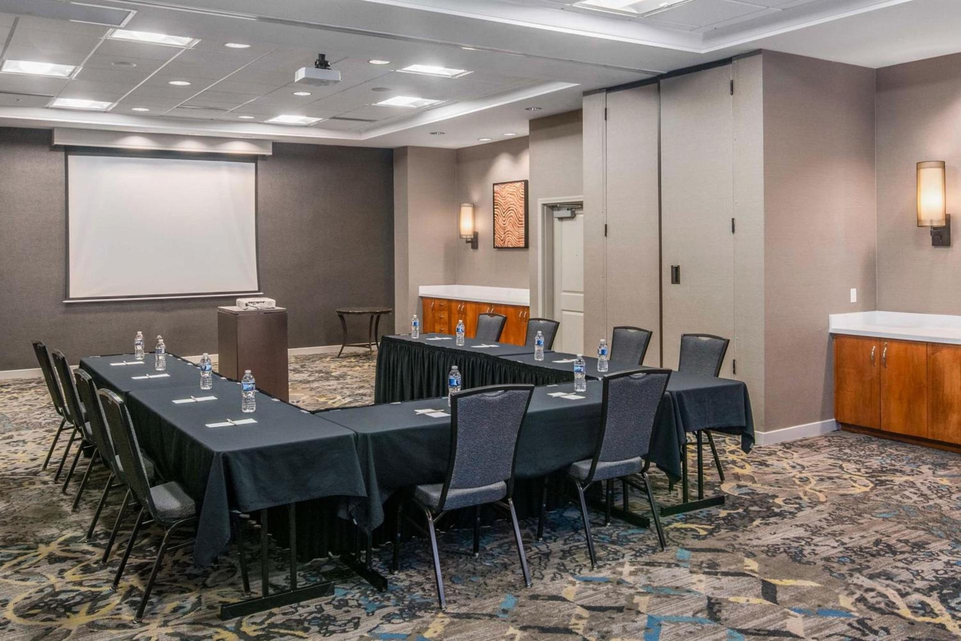 Residence Inn Phoenix Glendale Sports & Entertainment District photo 63