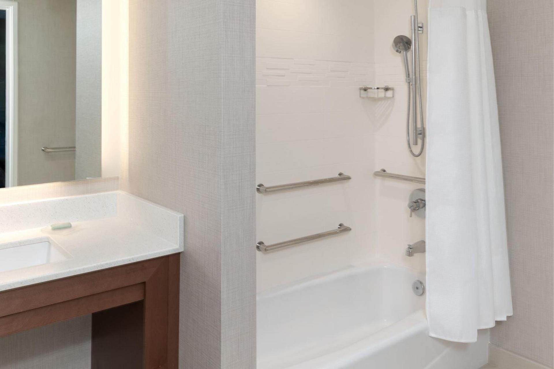 Residence Inn by Marriott Fairfield Napa photo 25