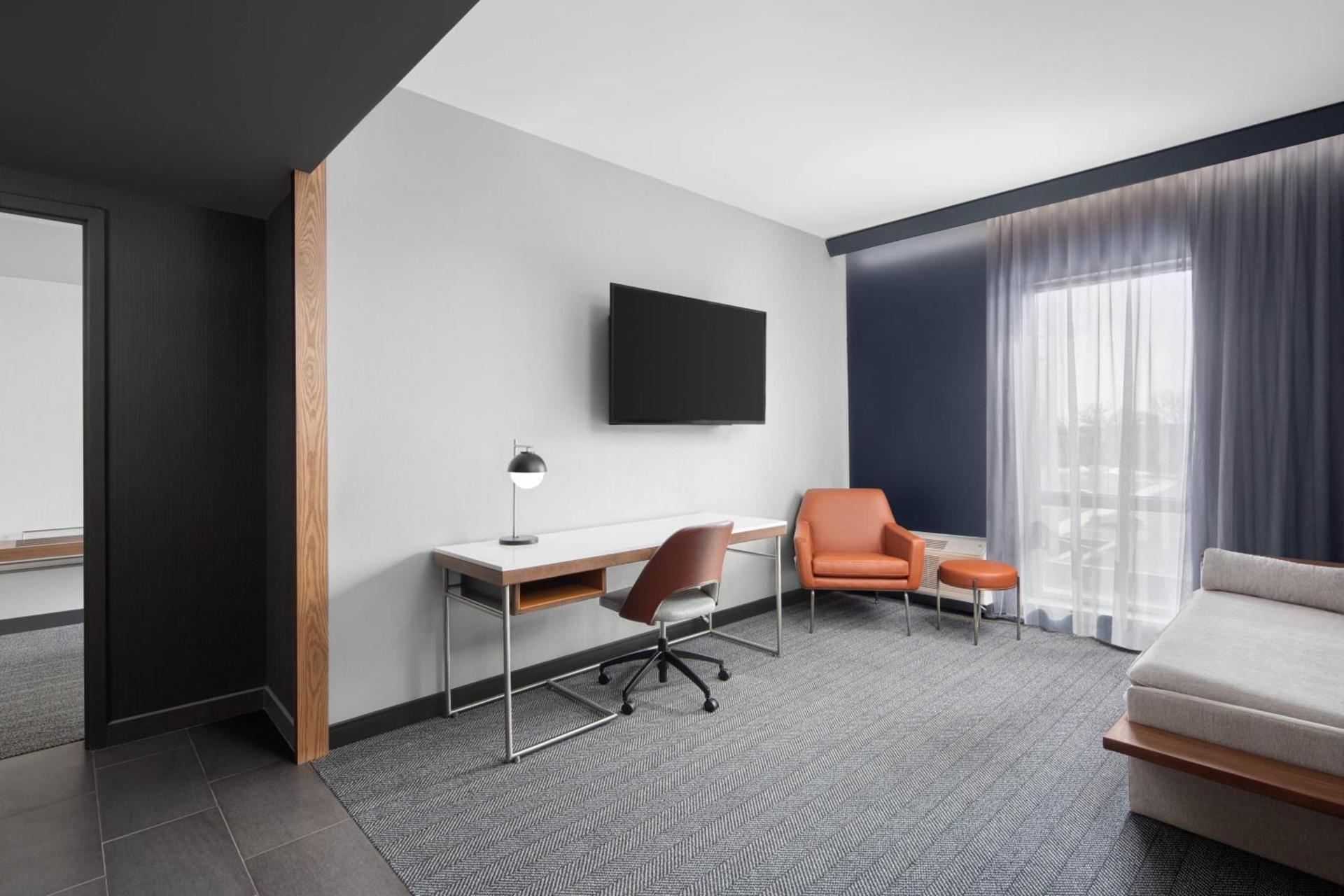 Courtyard by Marriott Lansing Downtown photo 21