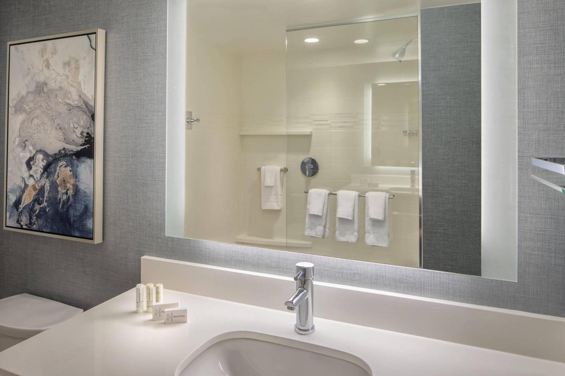 Residence Inn by Marriott Stamford Downtown photo 14