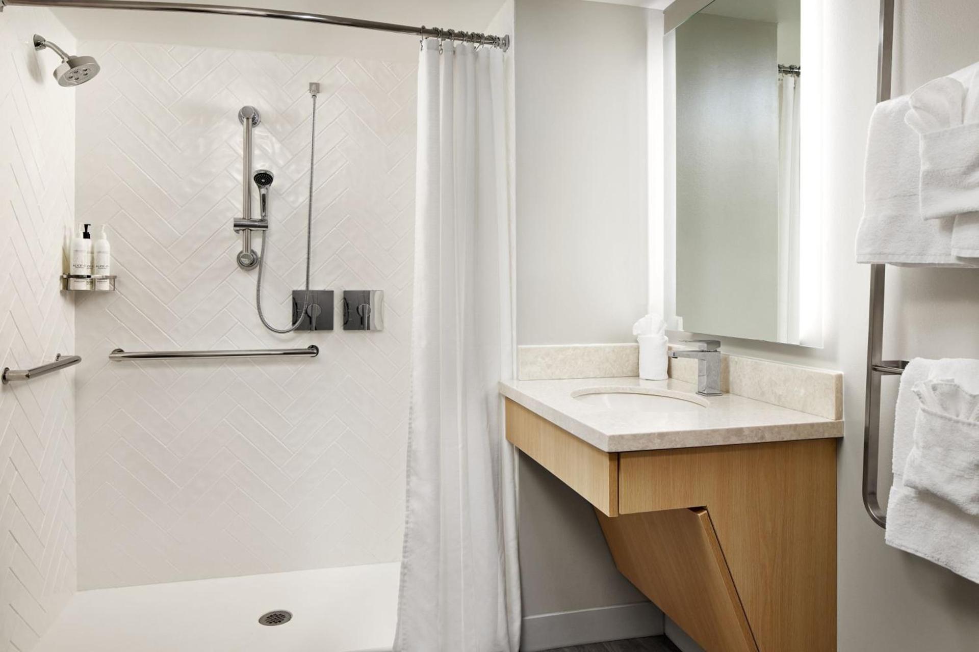 TownePlace Suites Dulles Airport photo 6