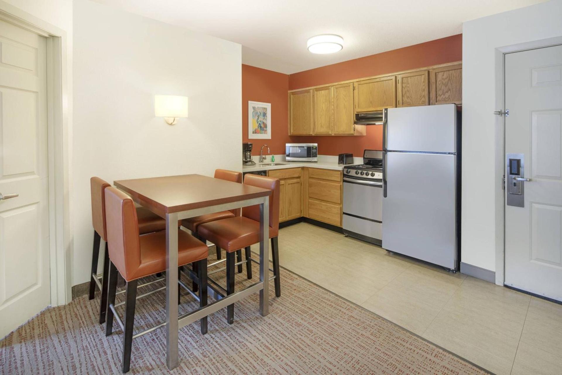 Residence Inn Indianapolis Airport photo 14
