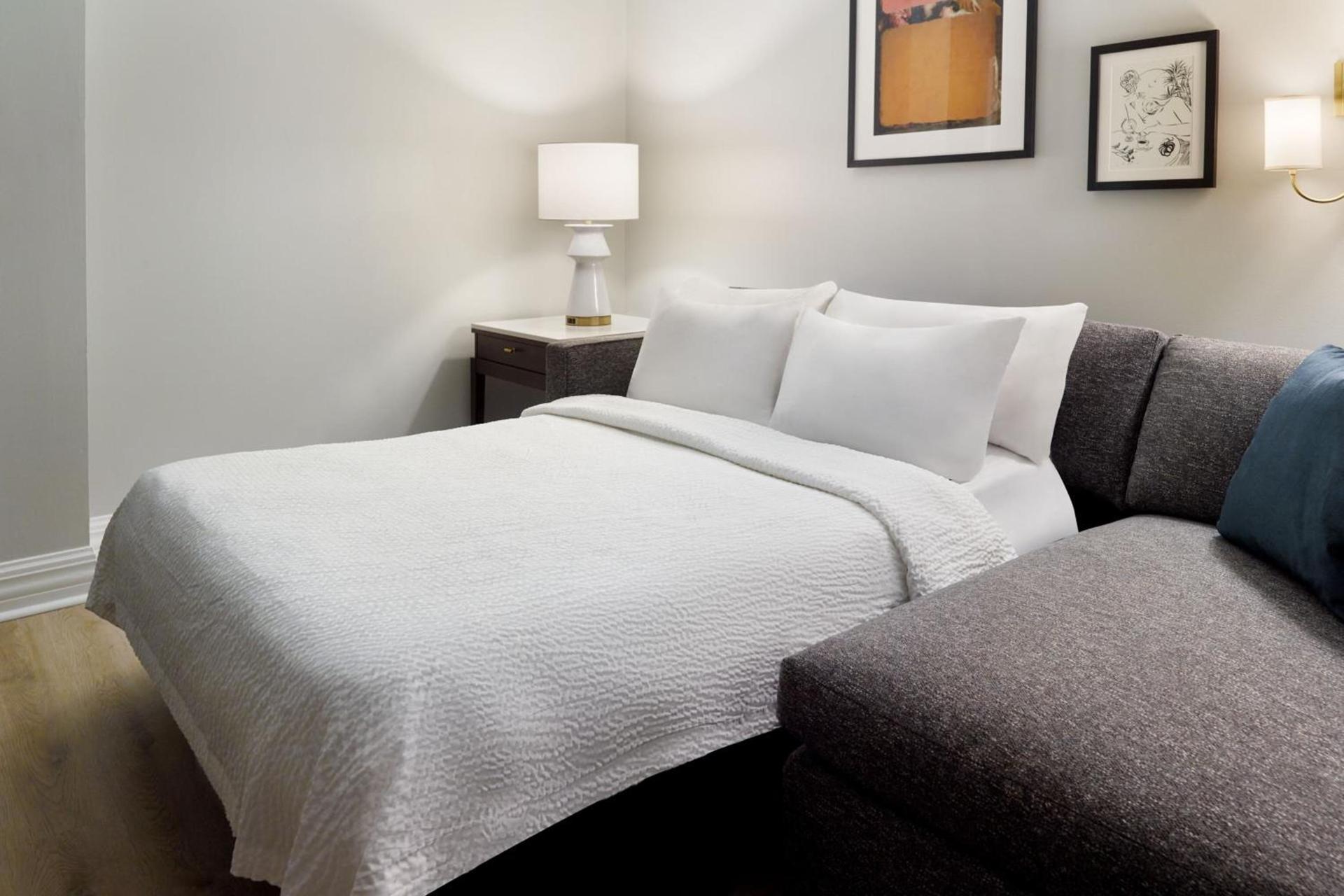 Courtyard by Marriott New Orleans French Quarter/Iberville photo 19