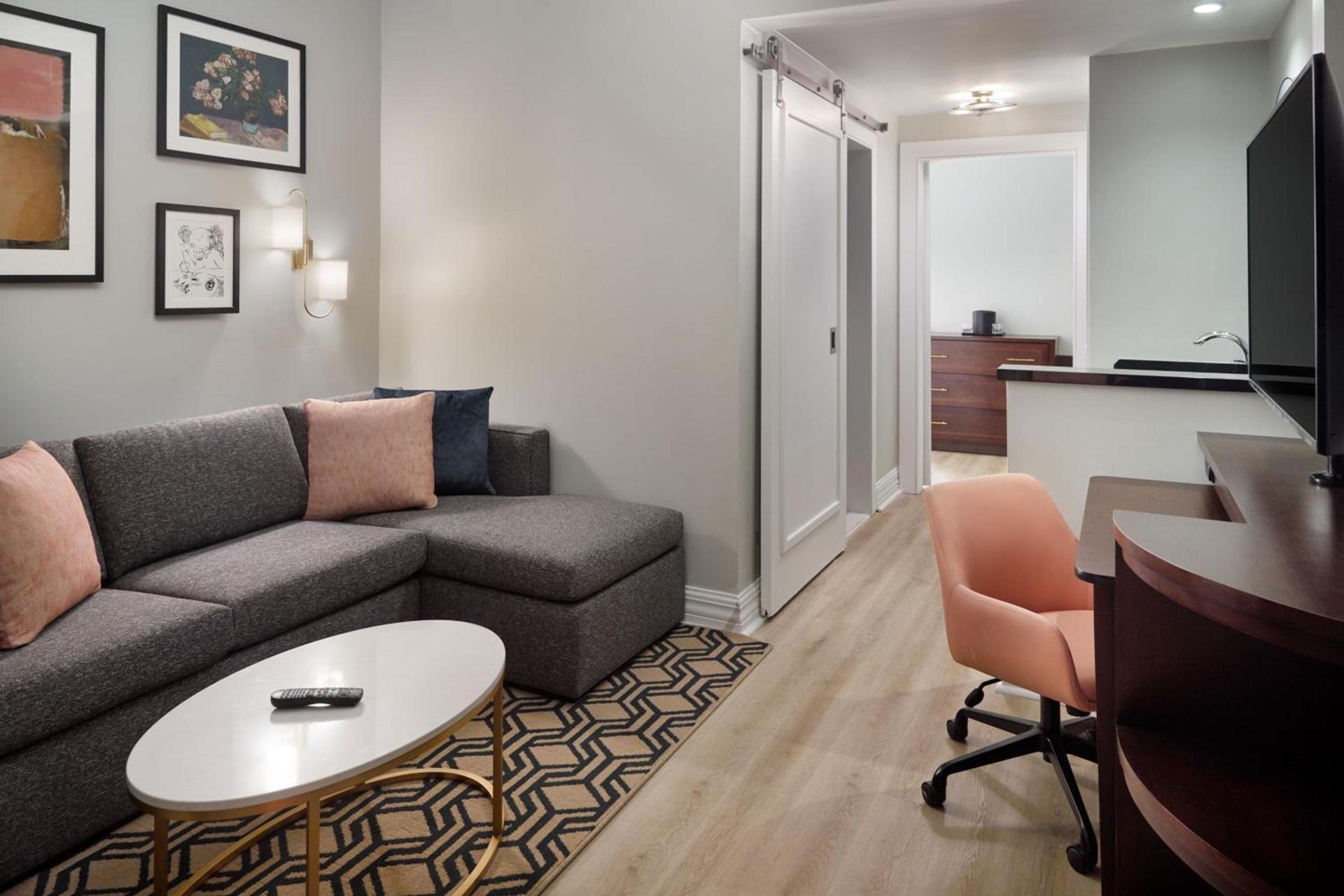 Courtyard by Marriott New Orleans French Quarter/Iberville photo 13