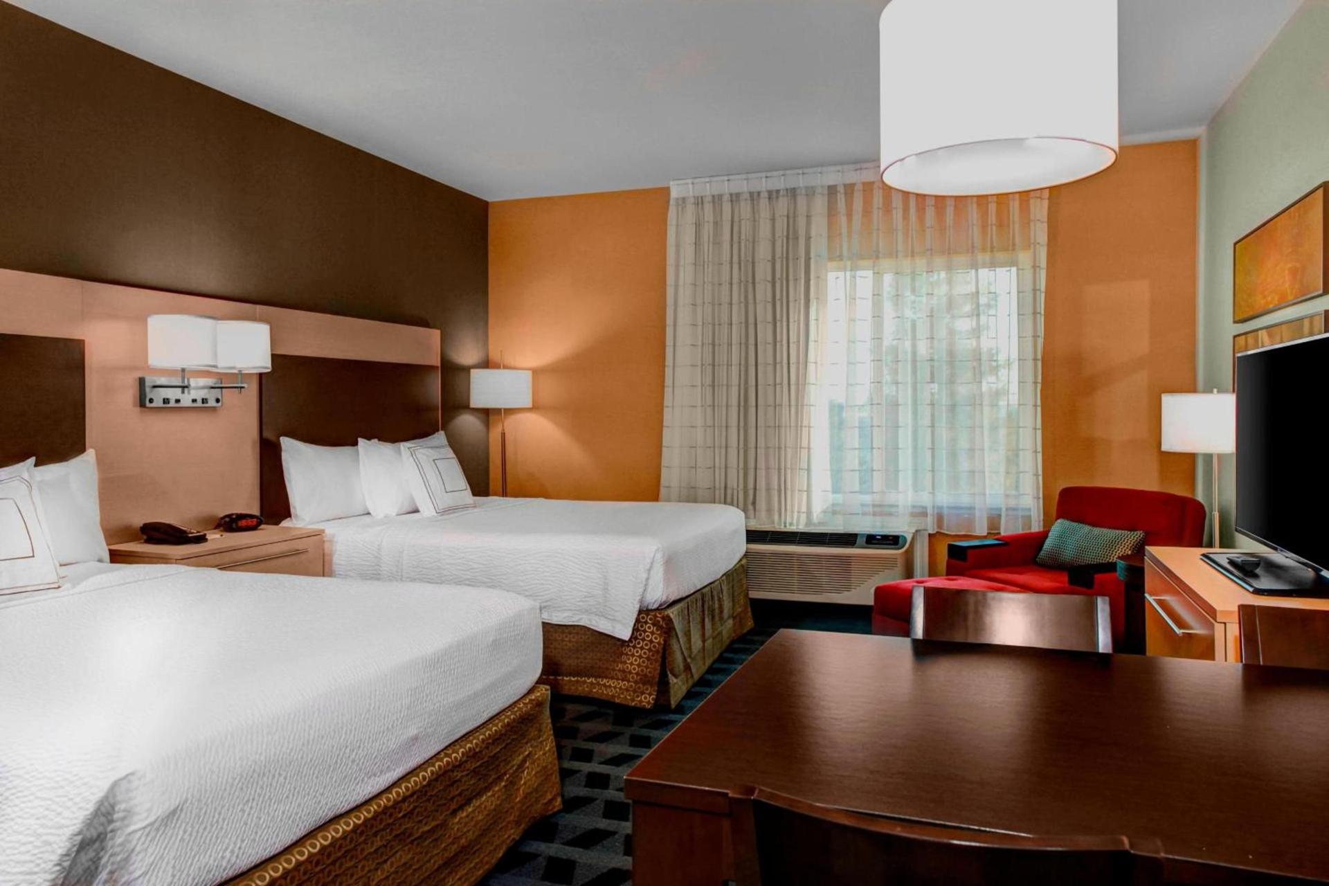 TownePlace Suites by Marriott Bakersfield West photo 10