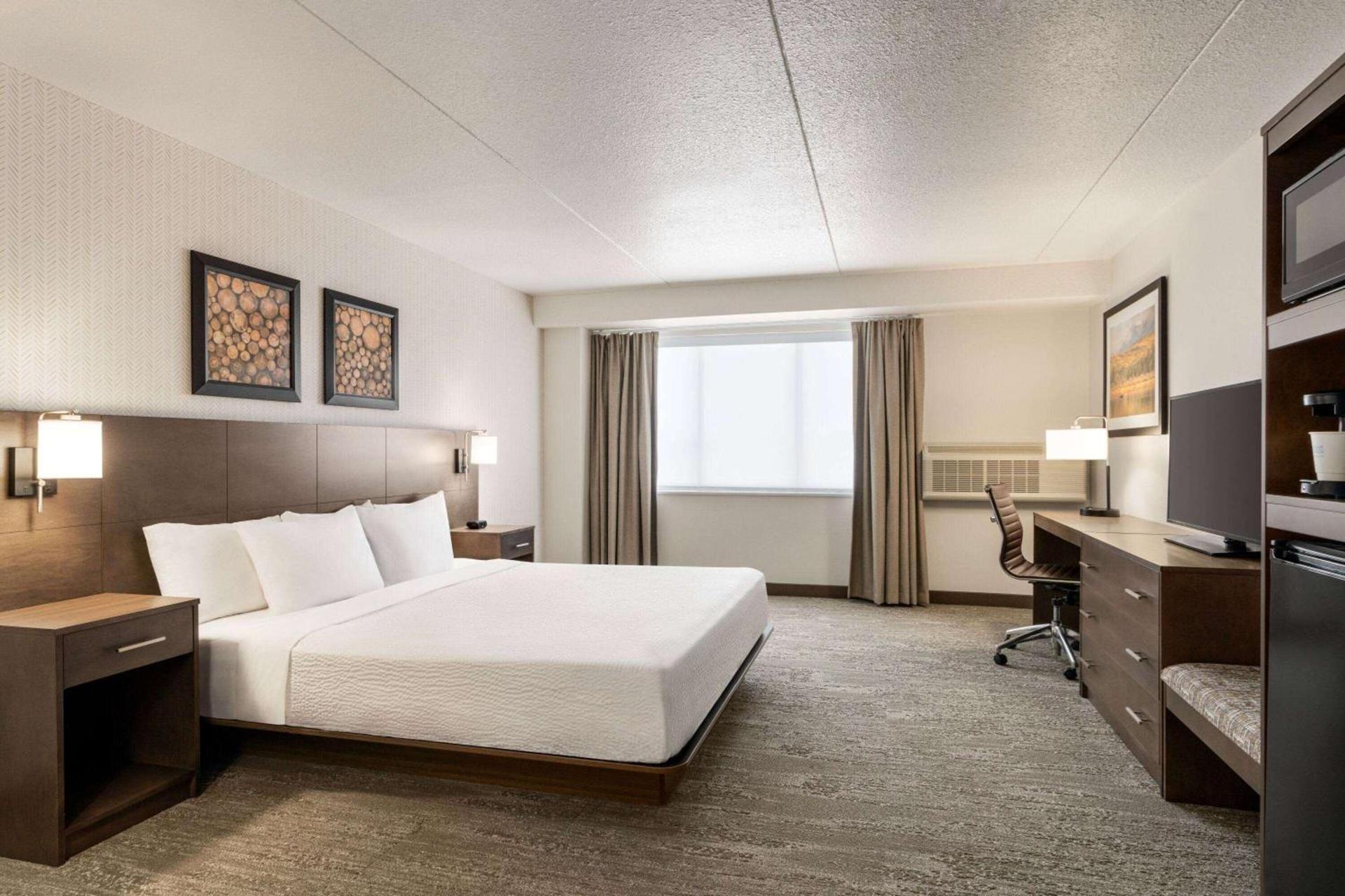 Days Inn & Suites by Wyndham Bozeman photo 17