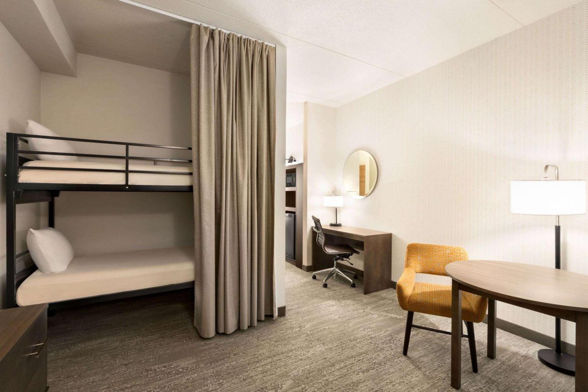Days Inn & Suites by Wyndham Bozeman photo 27