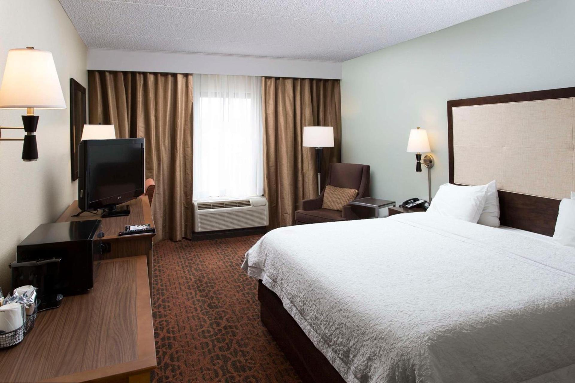 Hampton Inn Troy photo 27