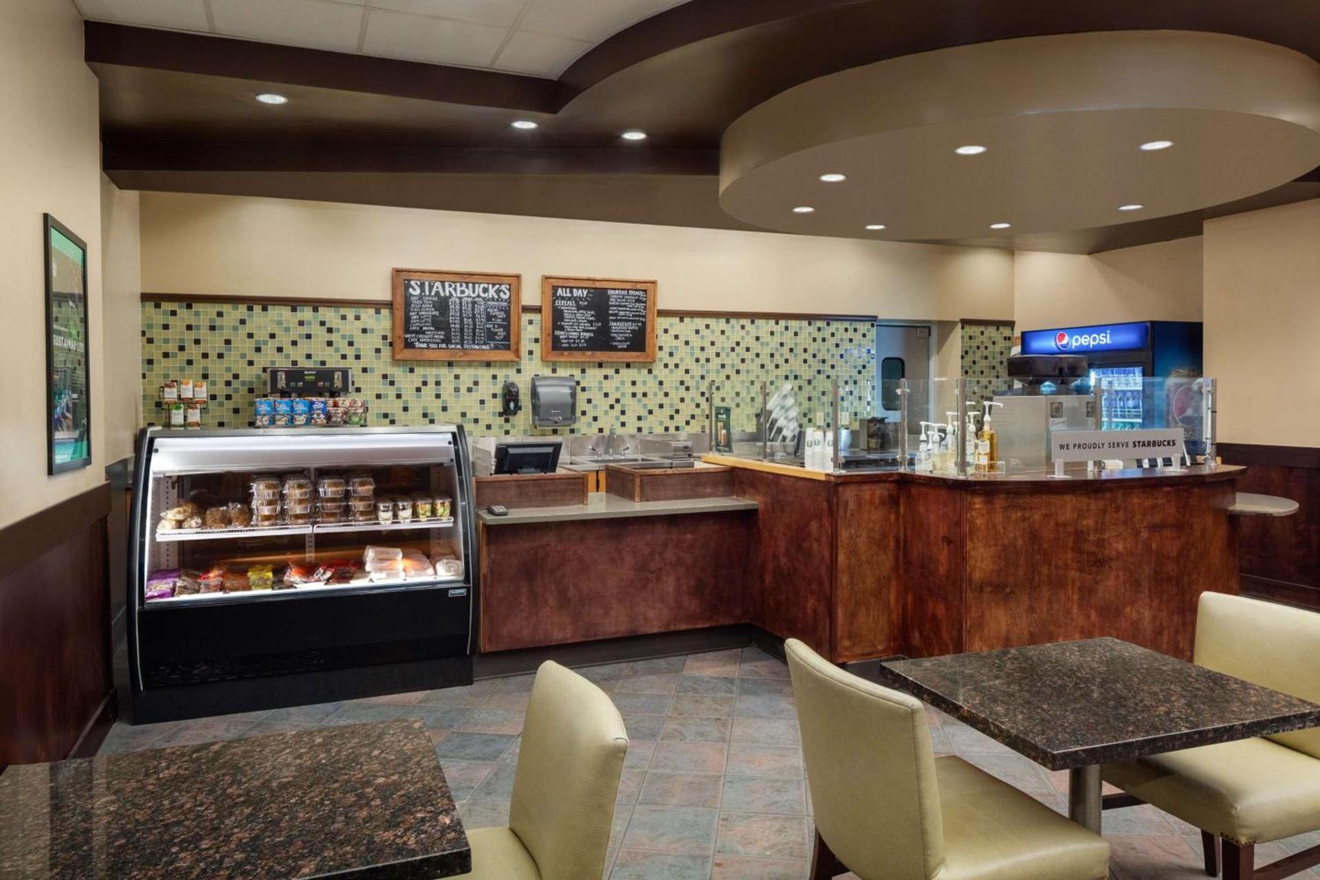 DoubleTree Boston North Shore Danvers photo 16