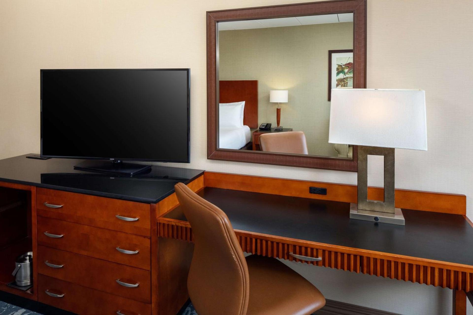 DoubleTree Boston North Shore Danvers photo 24