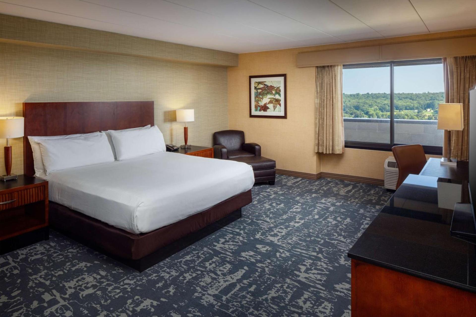 DoubleTree Boston North Shore Danvers photo 2
