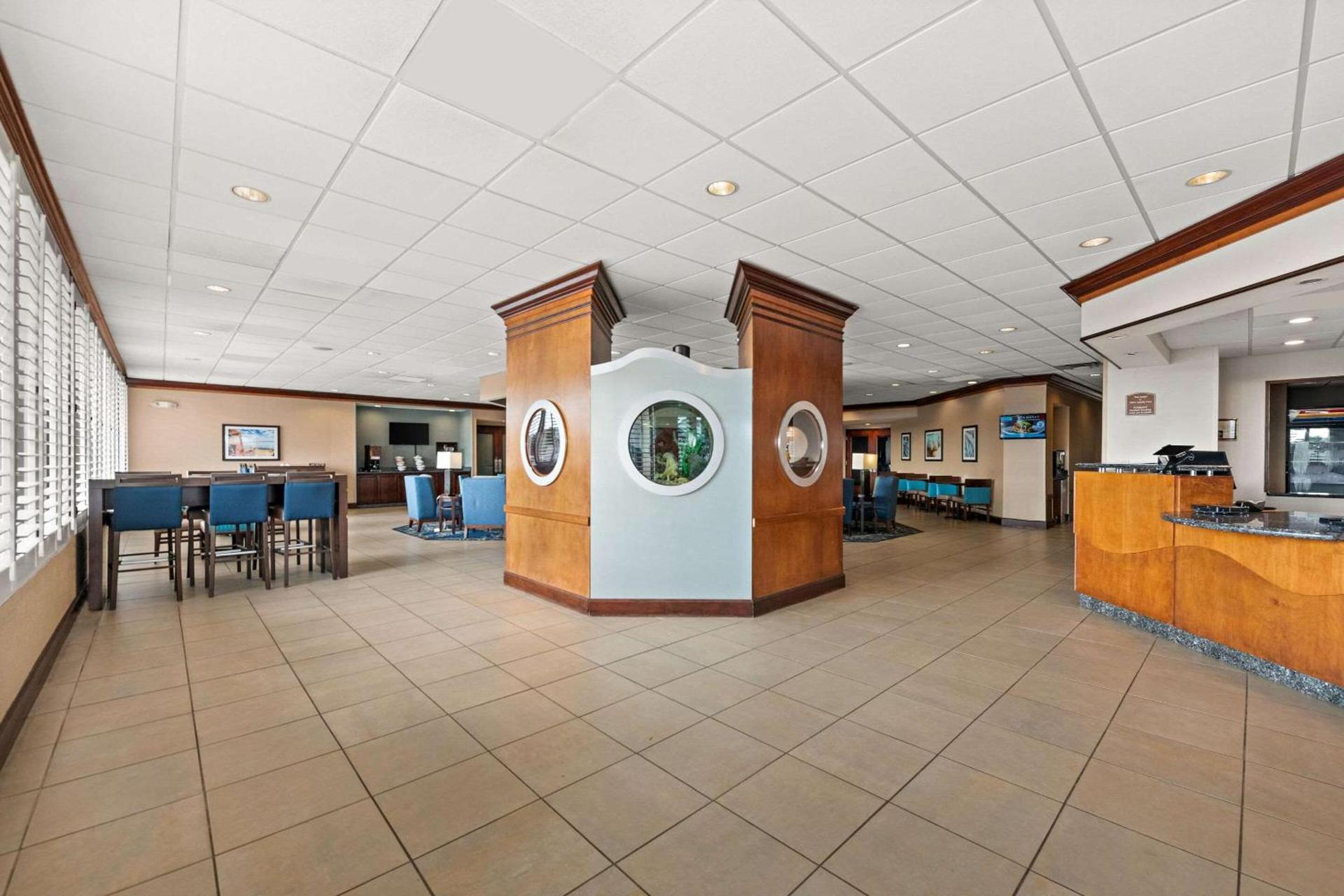 Comfort Inn On the Ocean photo 5