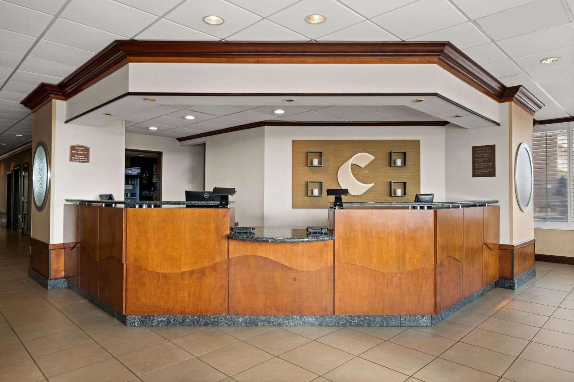 Comfort Inn On the Ocean photo 6