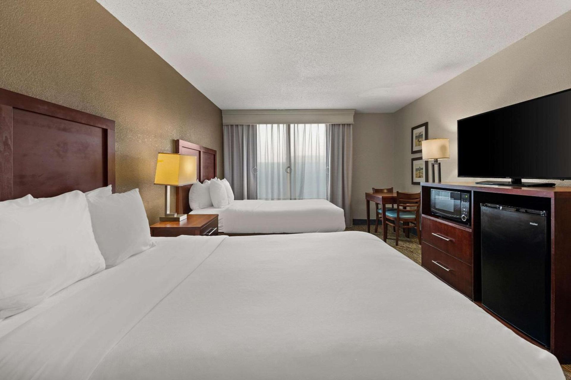 Comfort Inn On the Ocean photo 8
