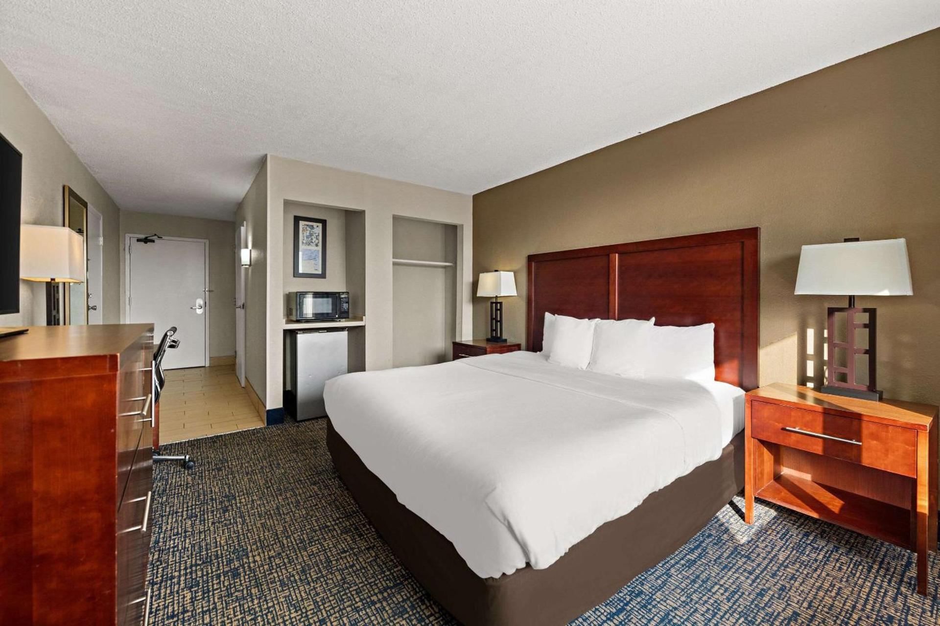 Comfort Inn On the Ocean photo 15