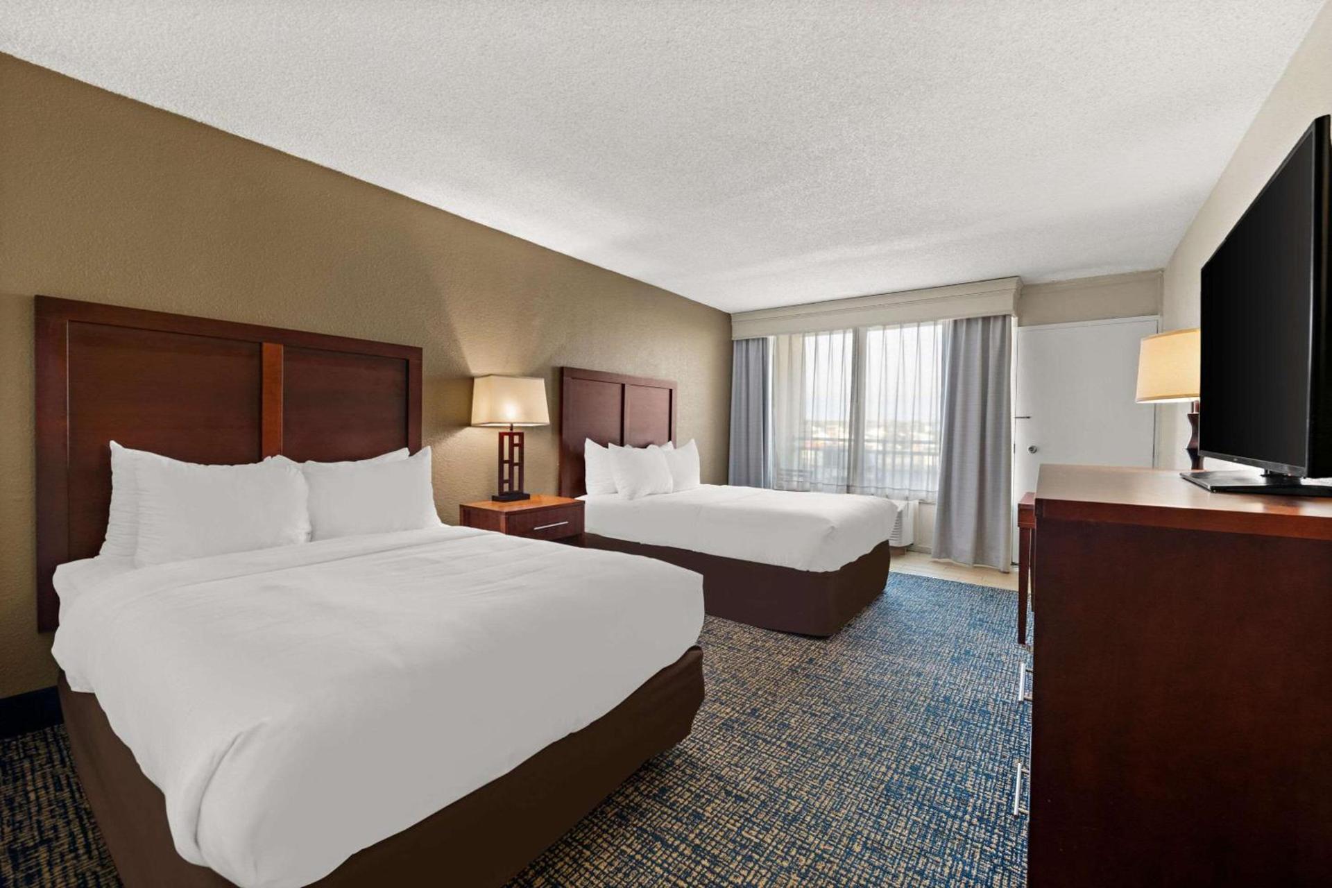 Comfort Inn On the Ocean photo 22