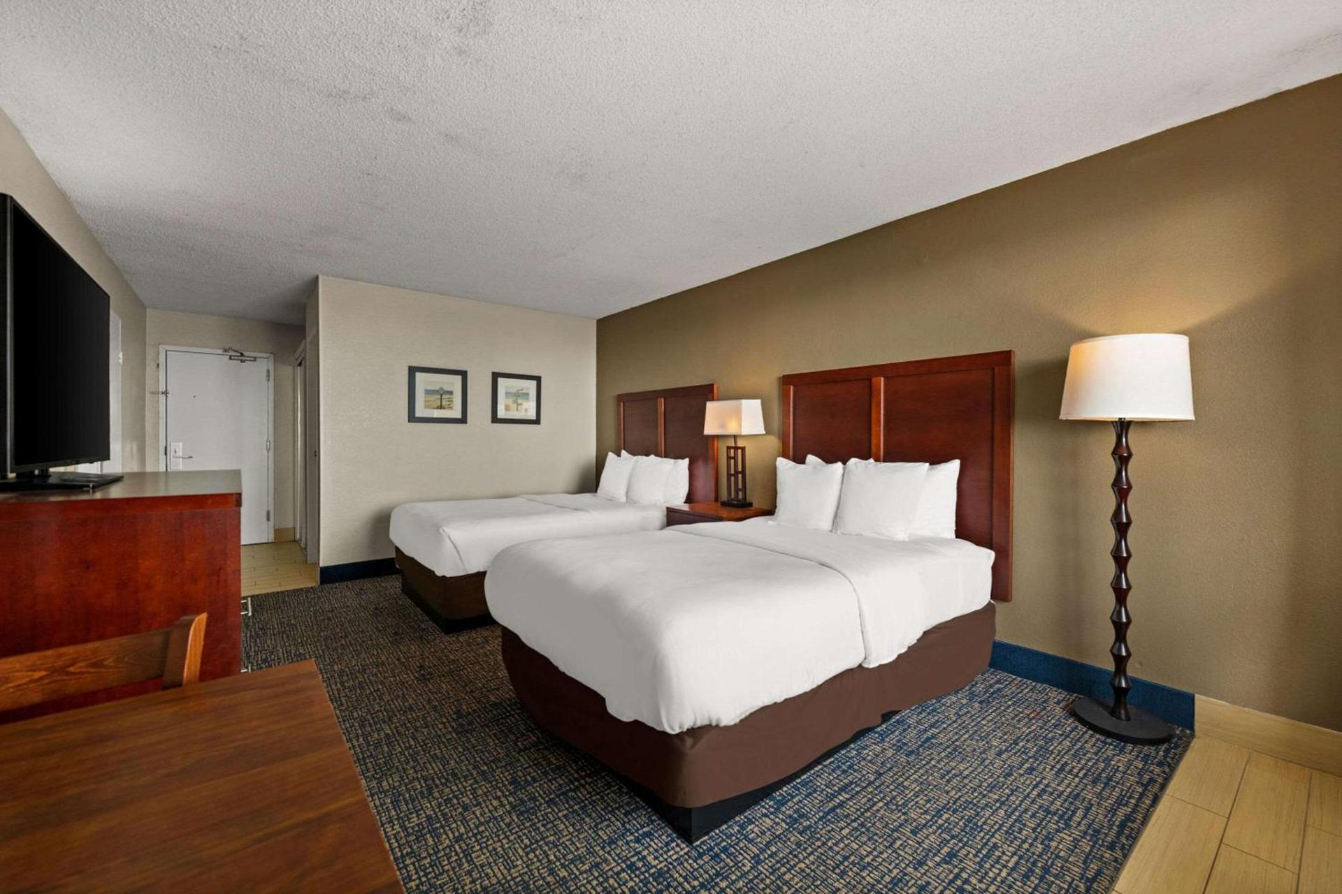 Comfort Inn On the Ocean photo 27