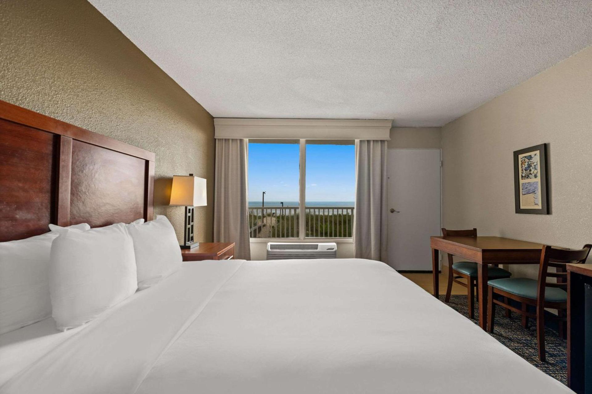 Comfort Inn On the Ocean photo 50