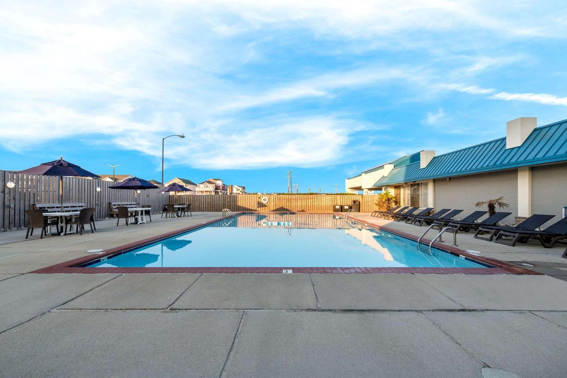 Comfort Inn On the Ocean photo 56