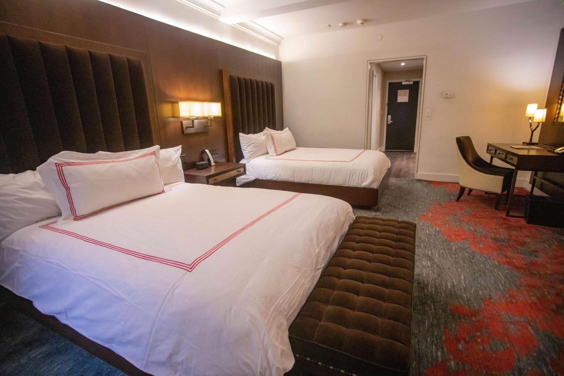 Lexington Plaza Hotel photo 3