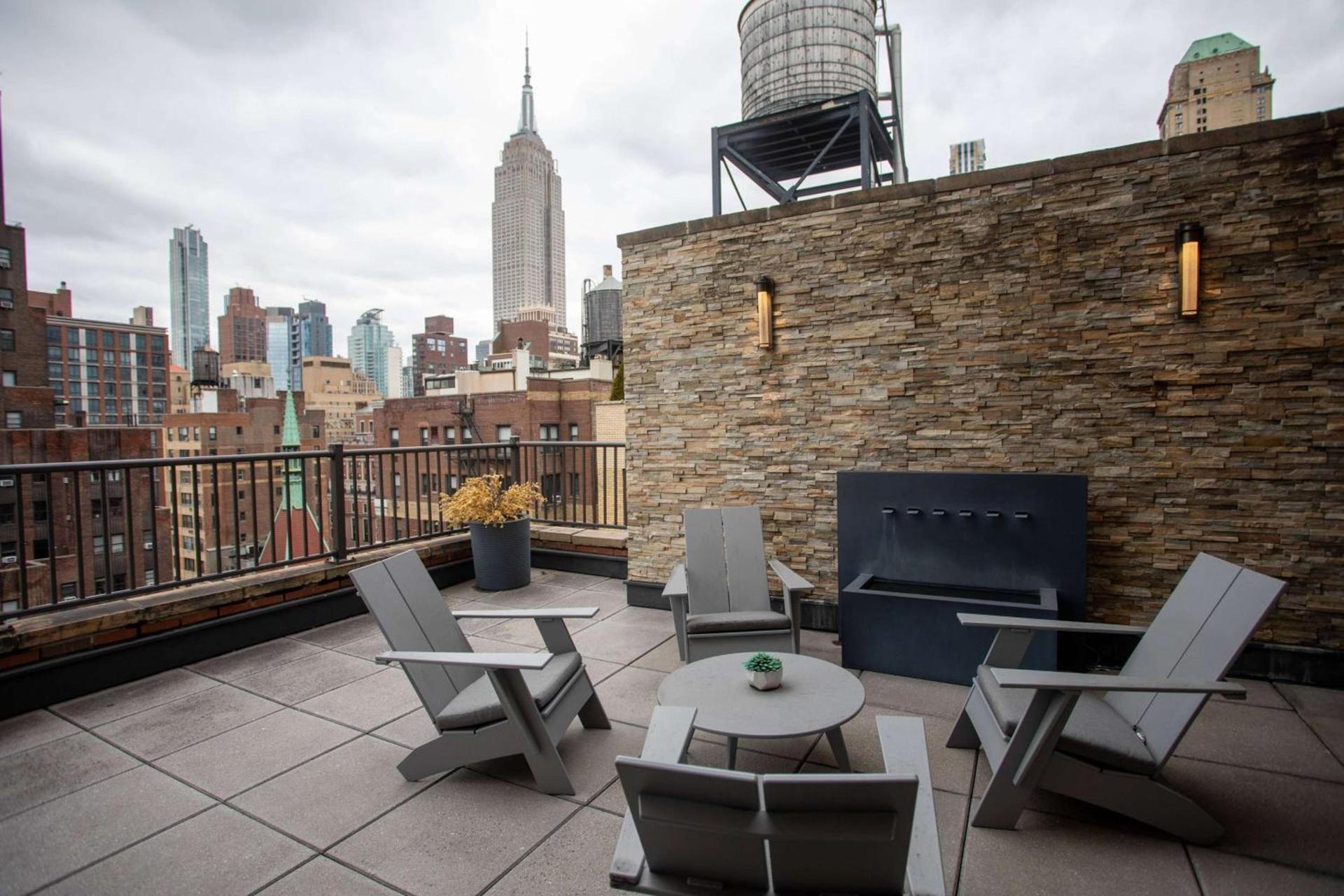 Lexington Plaza Hotel photo 9
