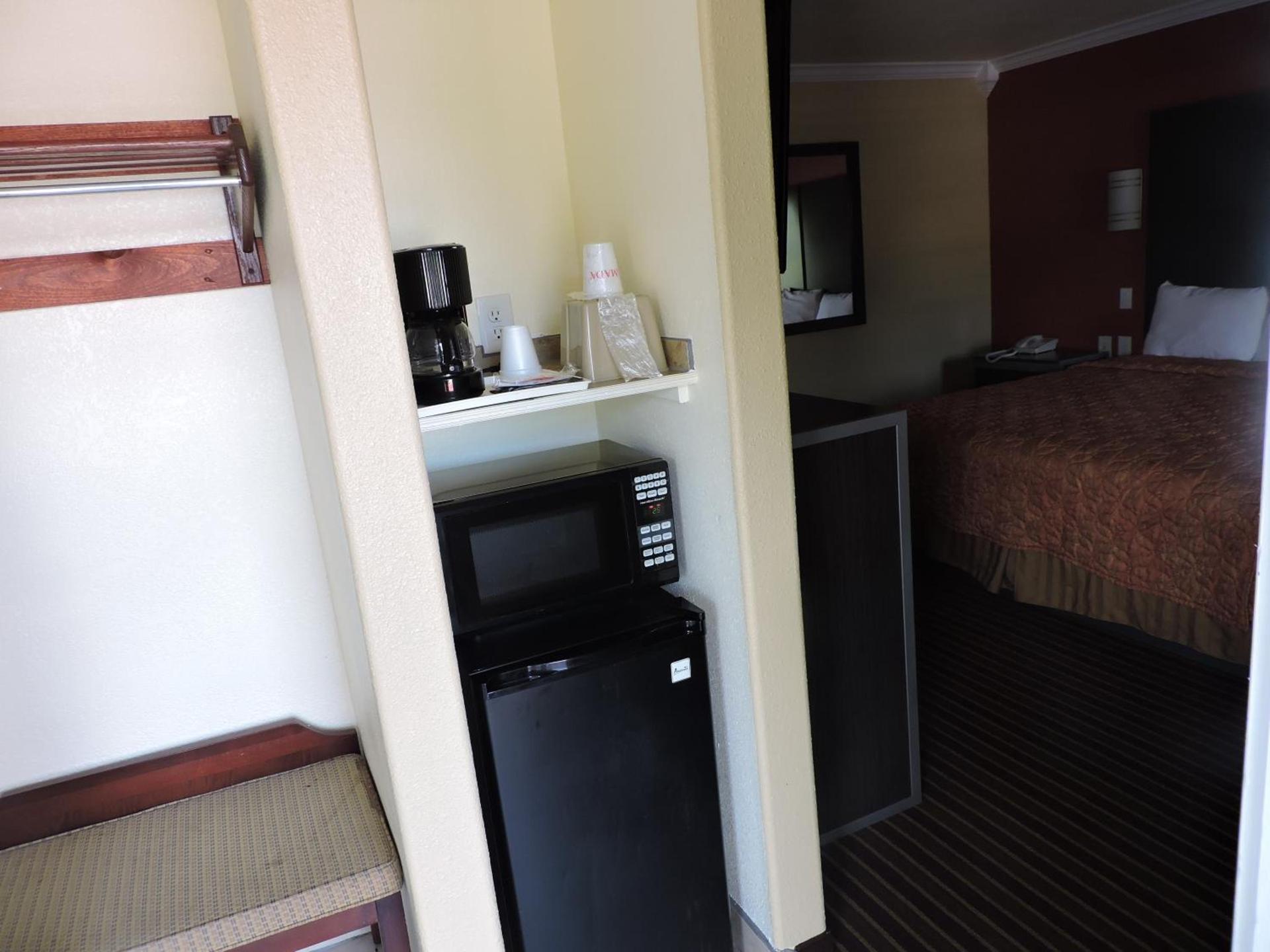 Budget Inn Temple photo 14