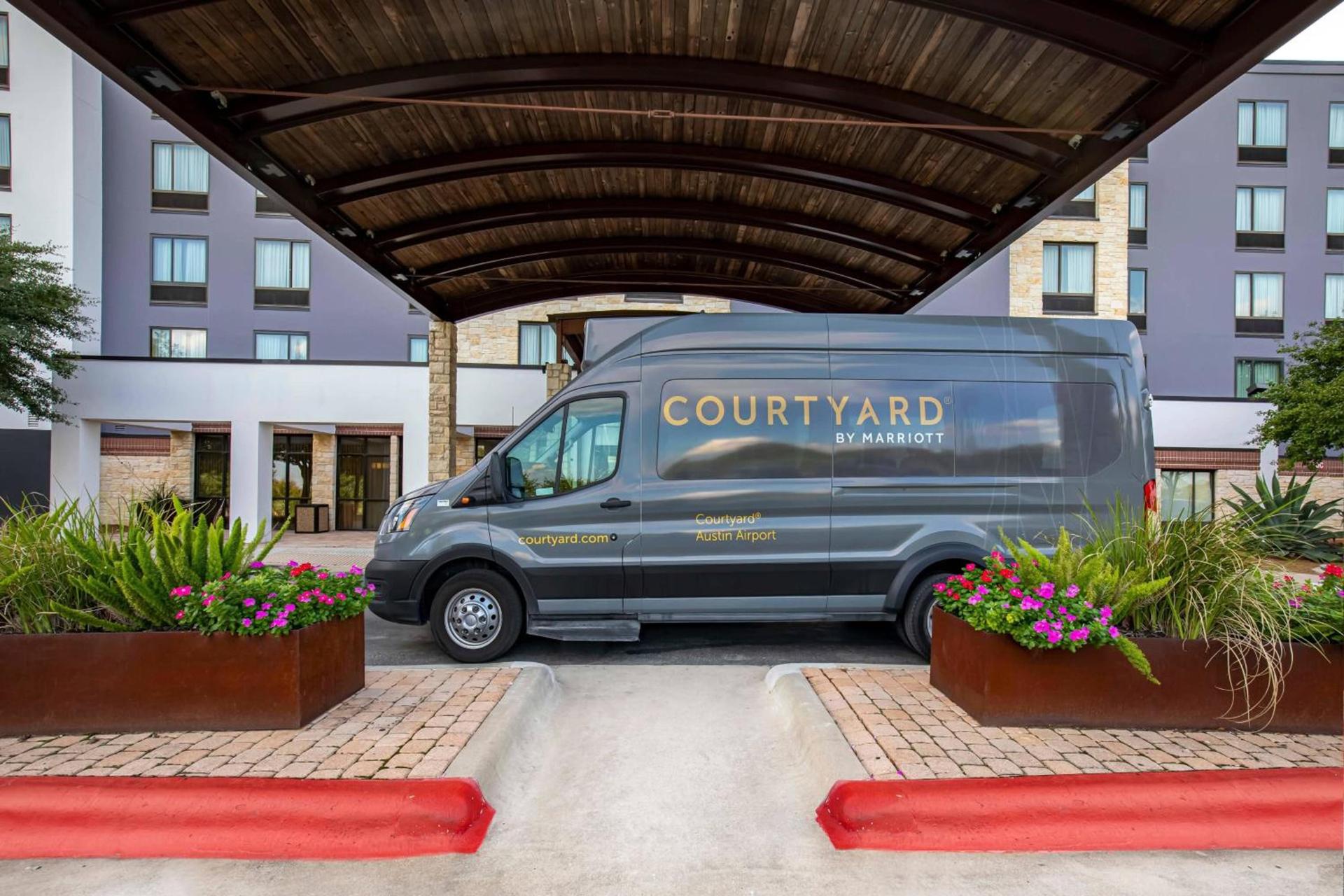 Courtyard Austin Airport photo 15