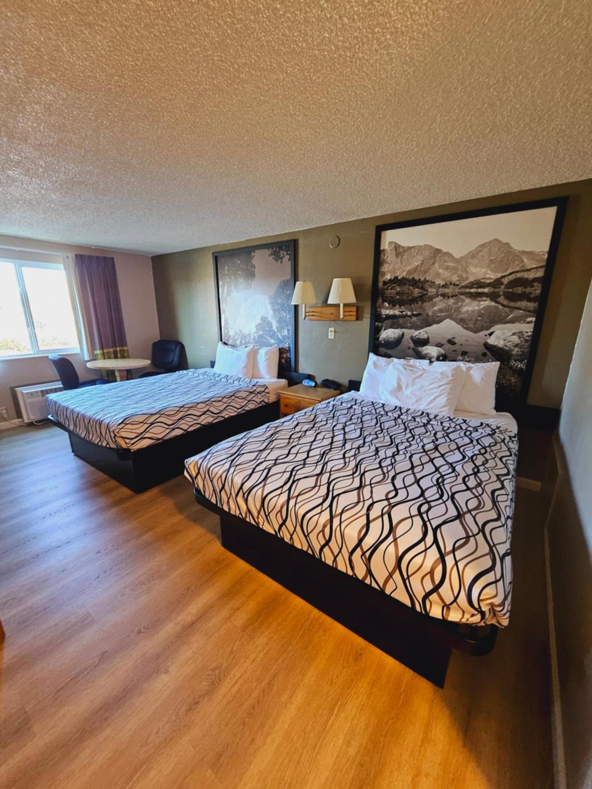 Wyo Inn photo 16