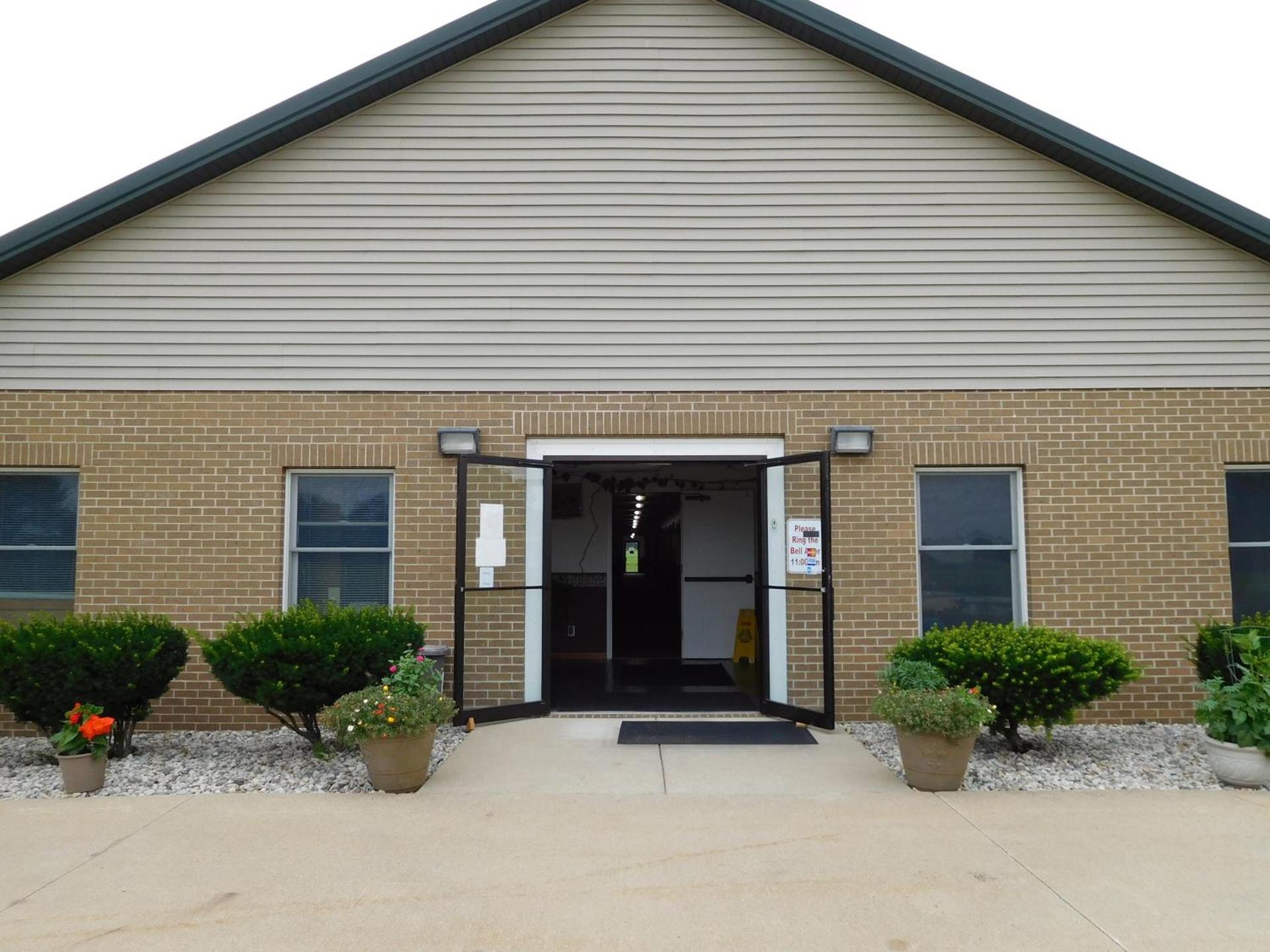 Attica Inn photo 15