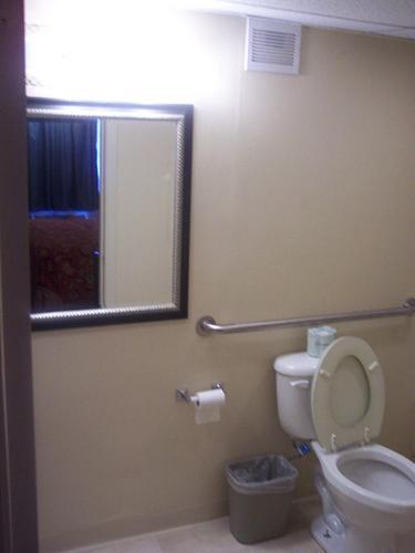 Red Carpet Inn (formerly Royal Inn) photo 10
